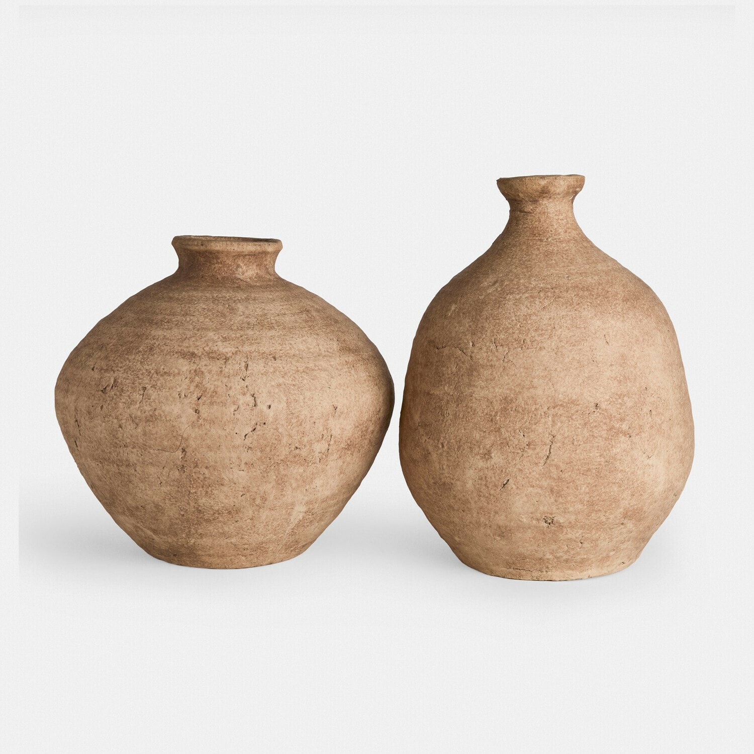 Decoratieve vaas set van 2 Kelvador Twee rustieke terracotta vazen in natuurlijke bruine kleur voor interieurdecoratie