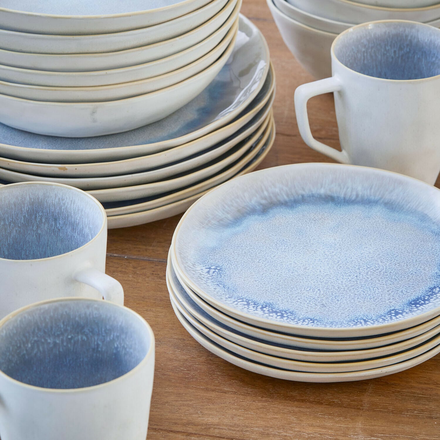 Servies set van 30 Vionette