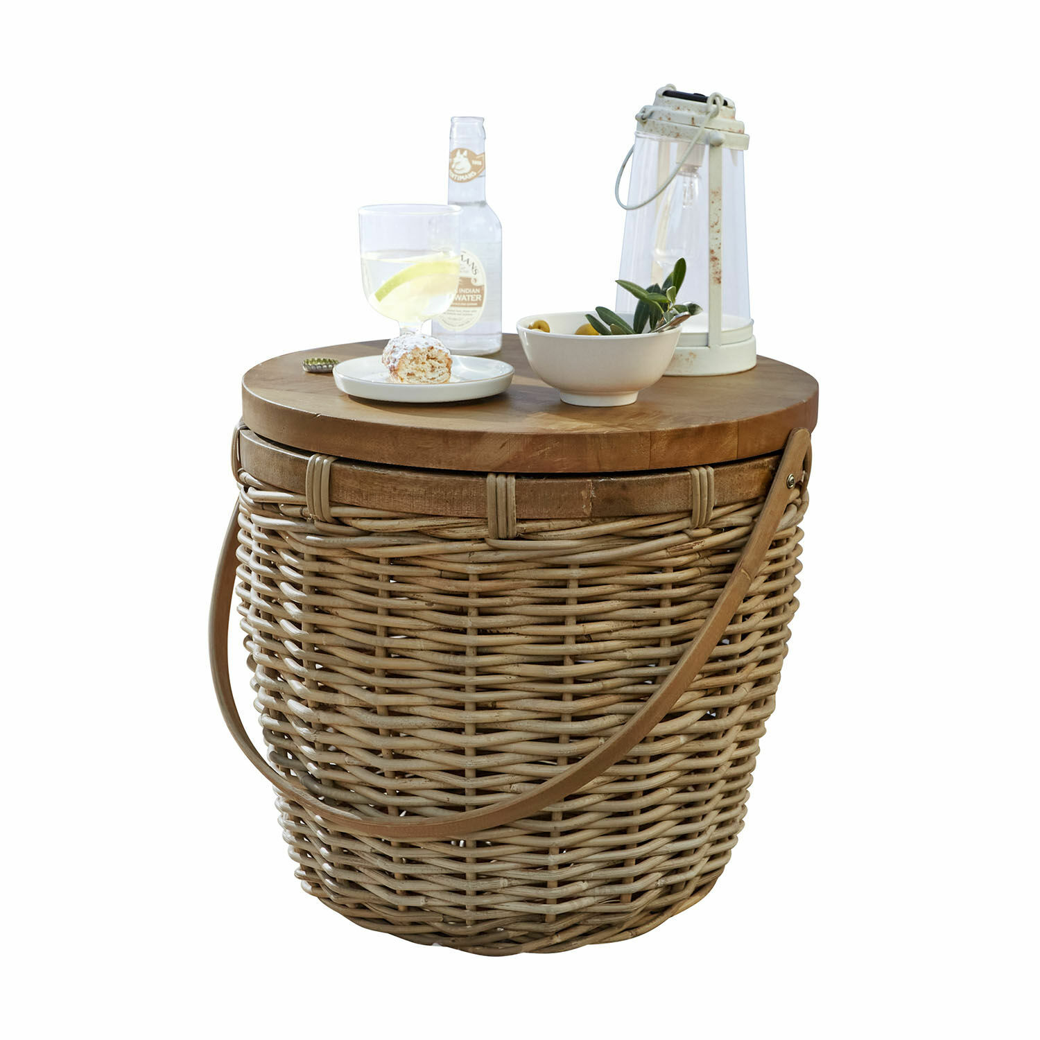 Bijzettafel Moncaris Ronde bijzettafel van riet en hout met handvat, natuurlijke kleur, decoraties op het blad, meubelstuk