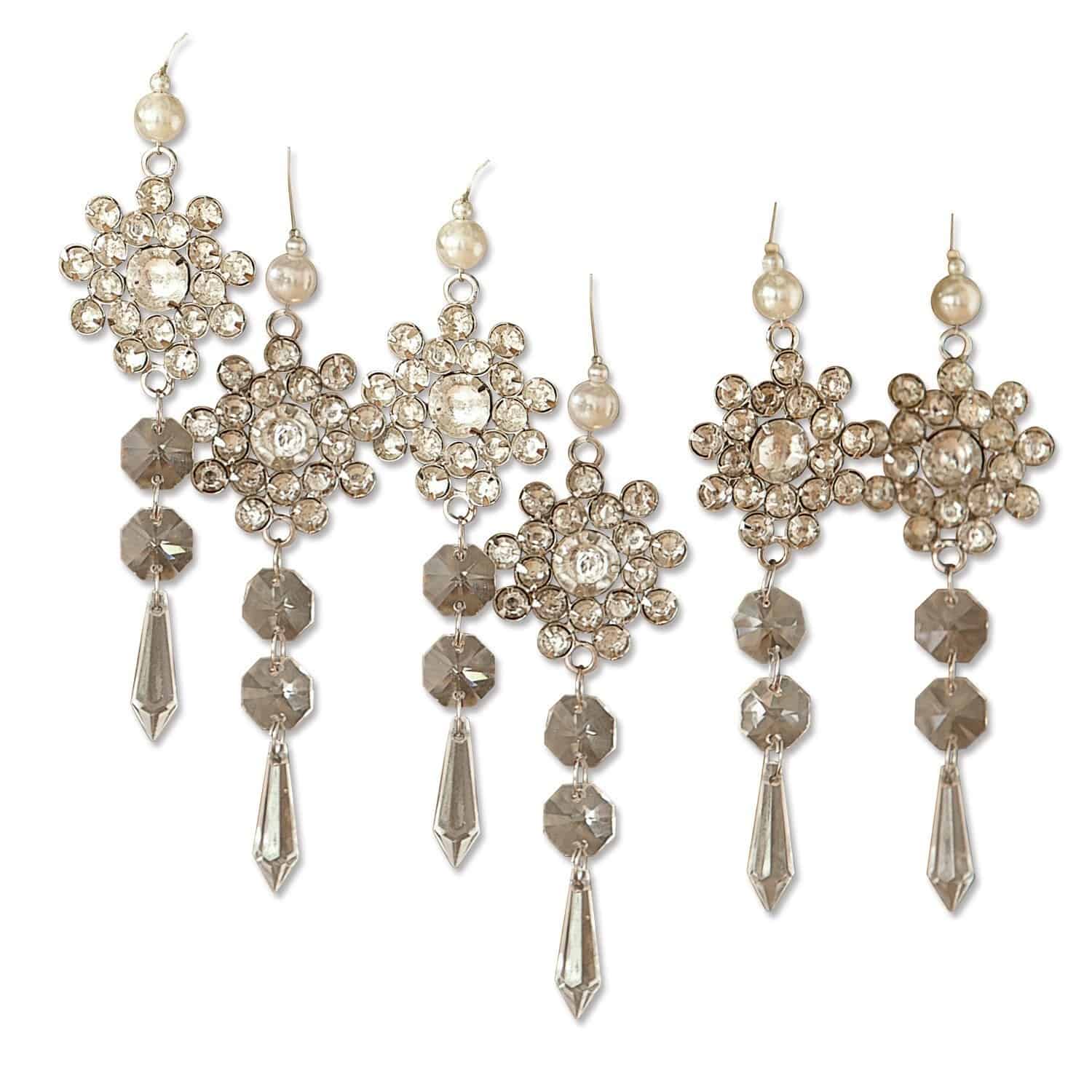 Sierhanger set van 6 Fleurette Set van vijf zilverkleurige hangende kerstversieringen met kristallen en parels