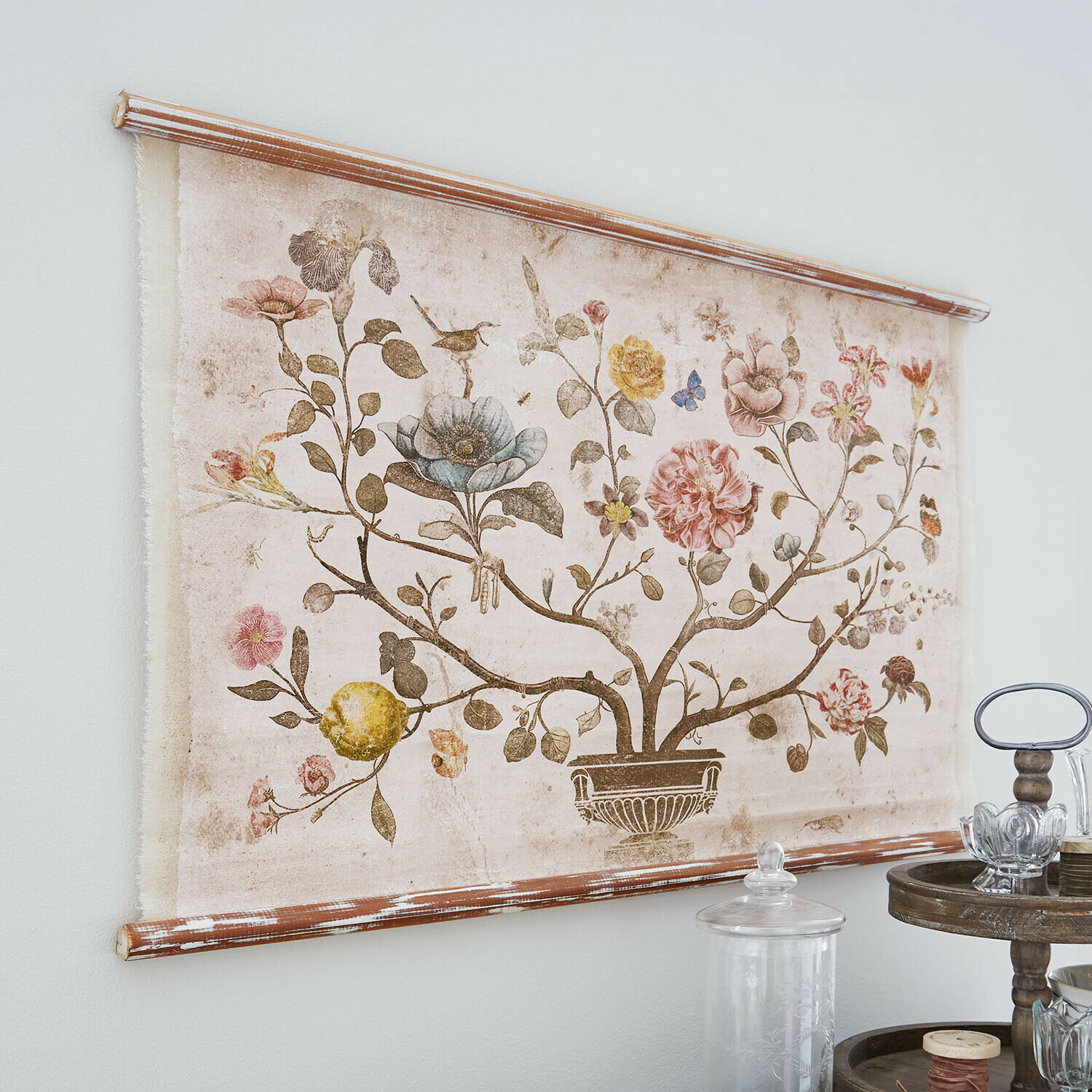 Decoratief canvas met bloemen- en vogelmotief in pasteltinten voor woonkamer