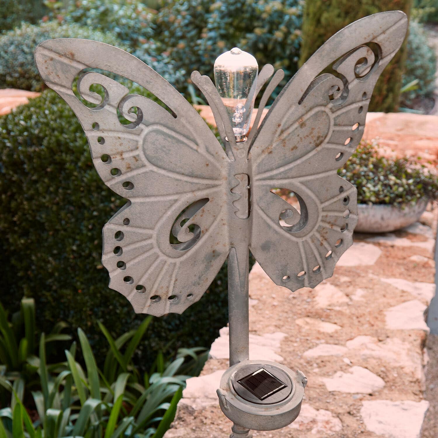 Lantaarn op zonne-energie Pavrelle