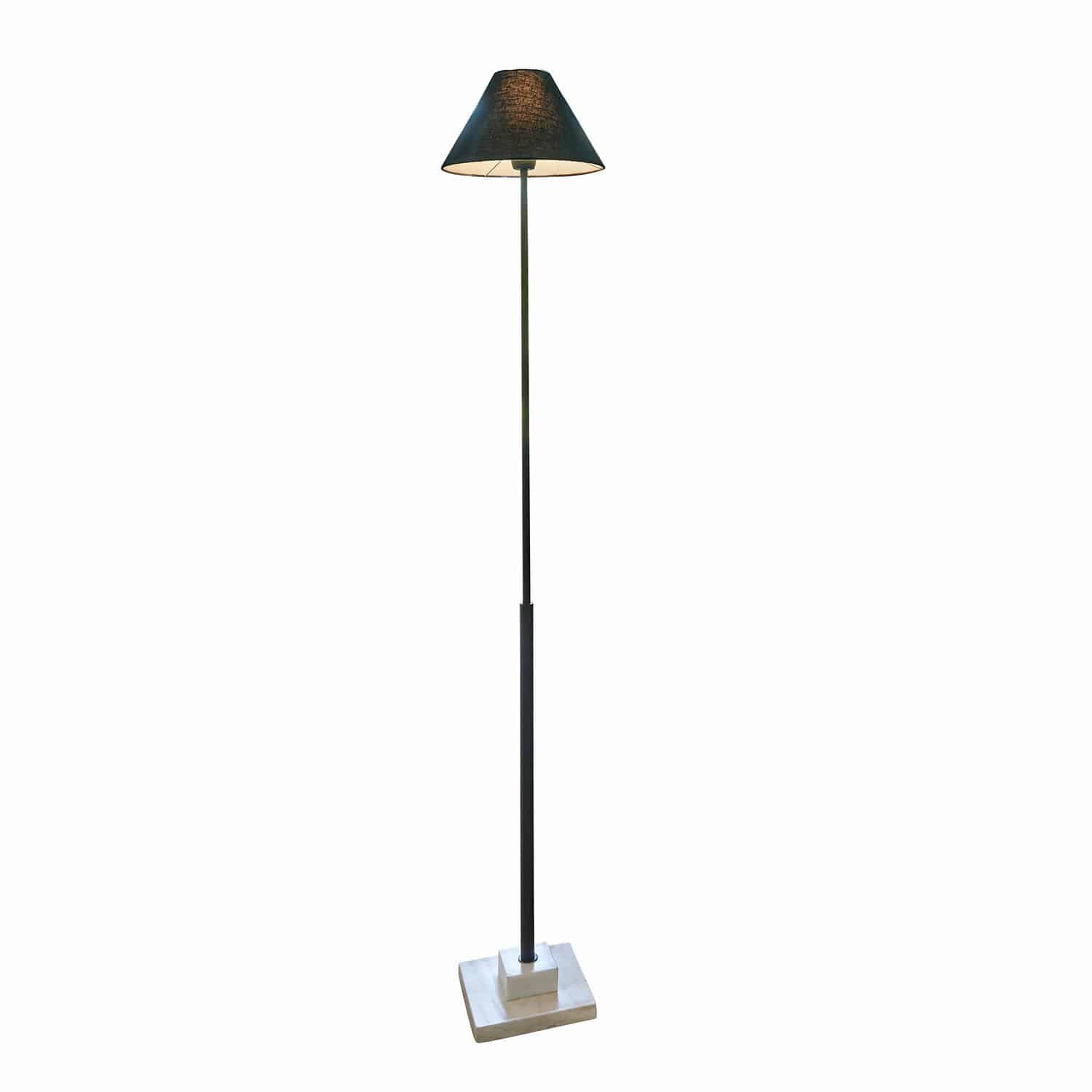 Vloerlamp Orvienne Zwarte vloerlamp met stoffen kap en marmeren voet voor moderne woonkamer