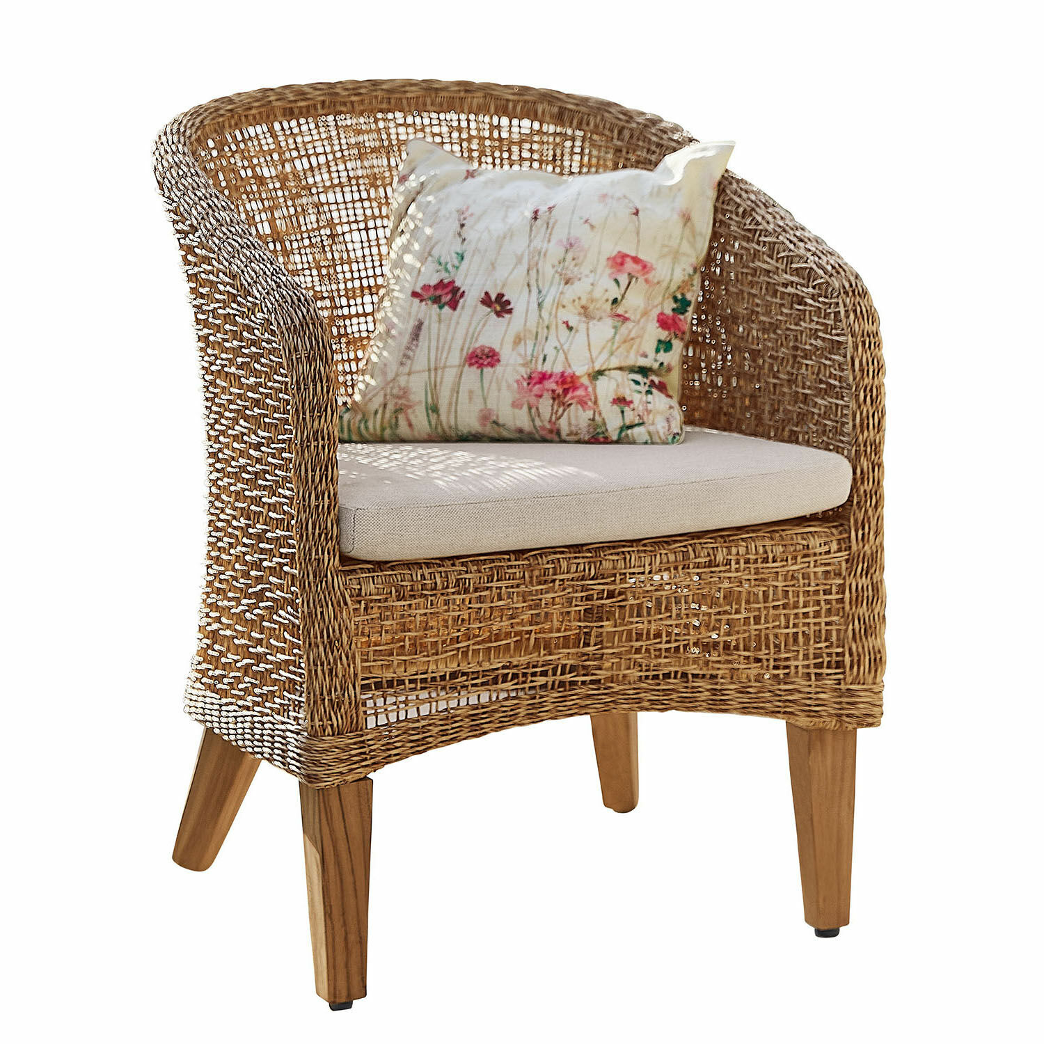 Fauteuil Redcliffe Rotan stoel met licht kussen en bloemenhoes, natuurlijk materiaal en houten poten