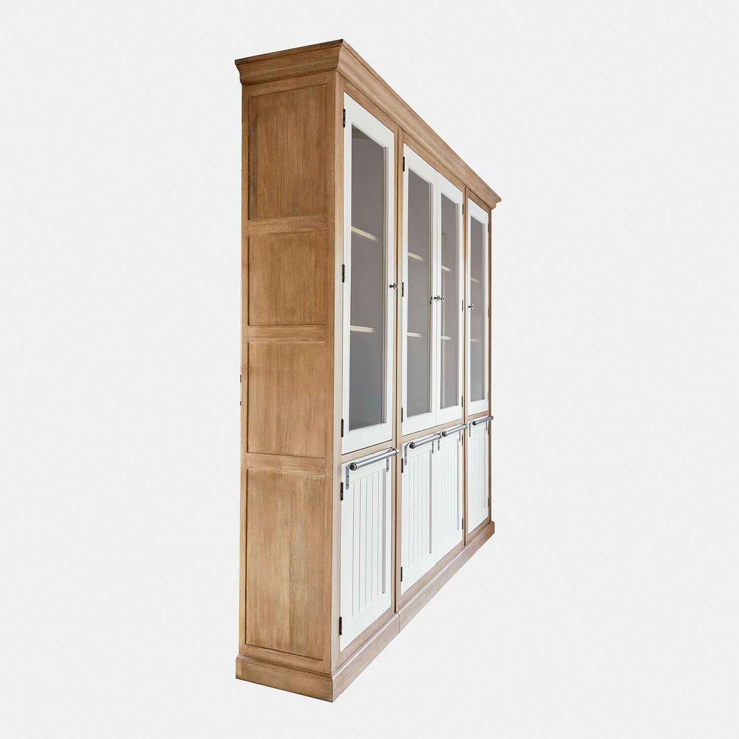 Kast Isaverny