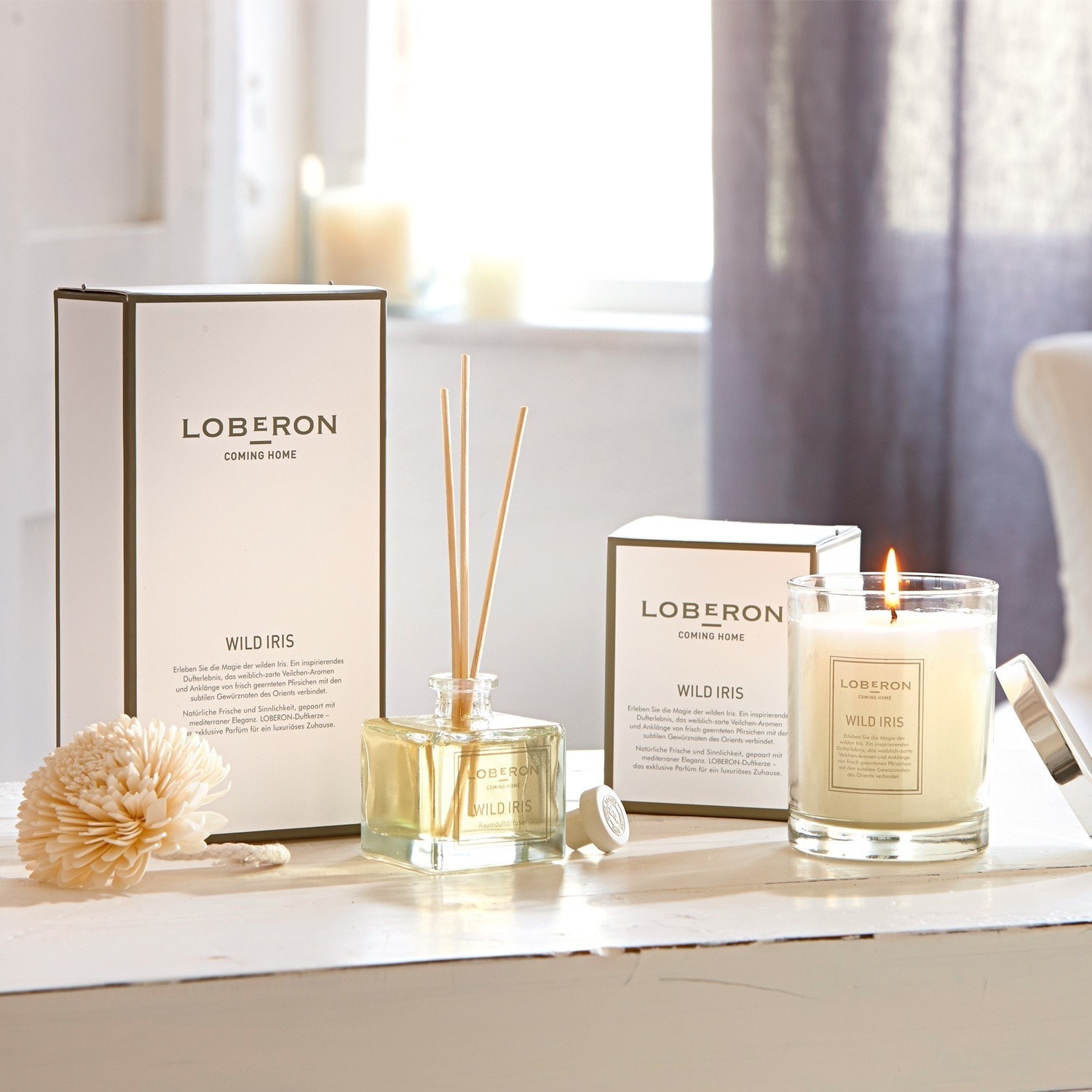 Set van een geurkaars en interieurparfum Wild Iris
