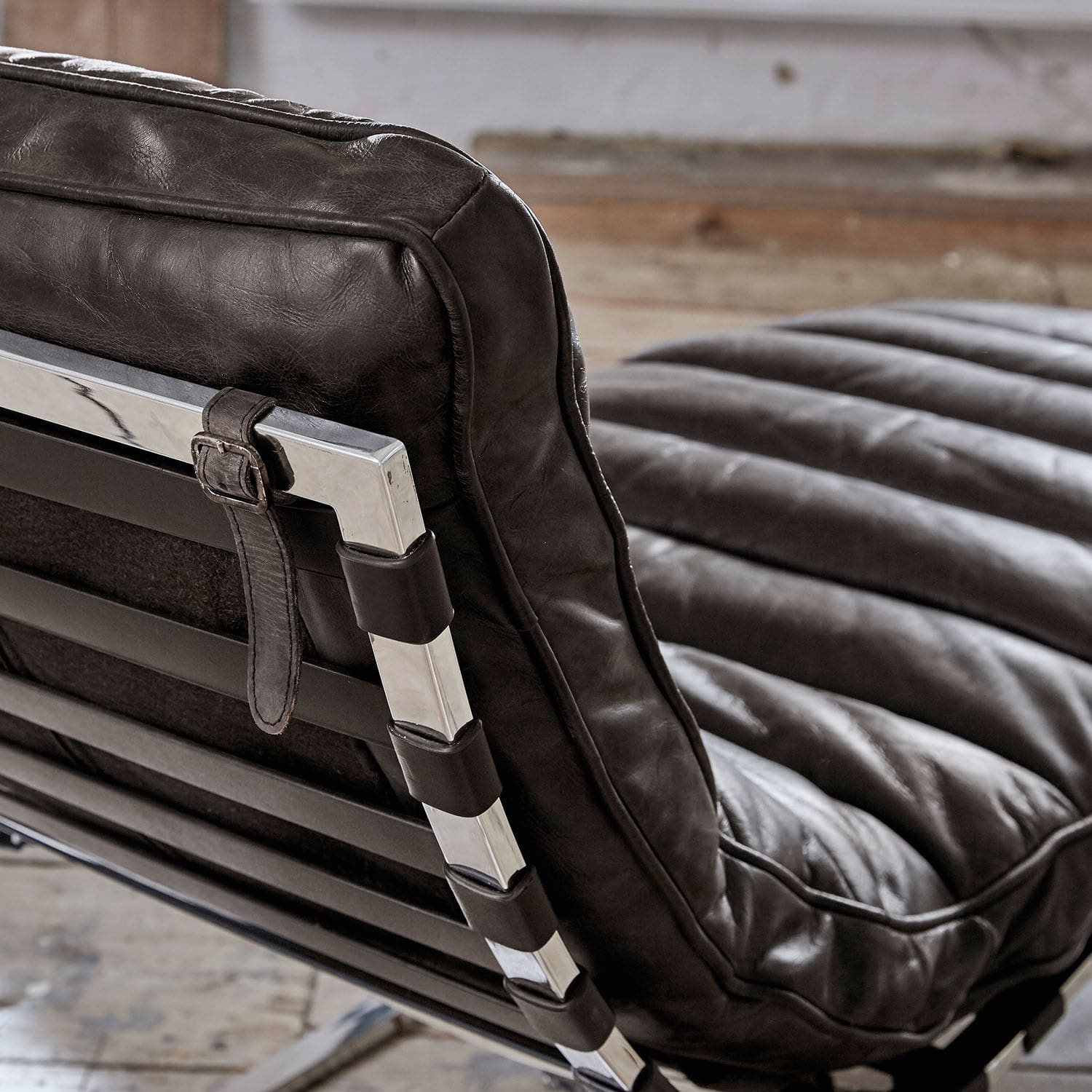 Lounger Van Buren