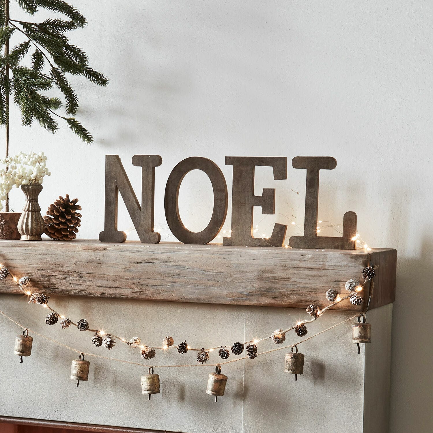 Letters ‘NOËL’ Letters