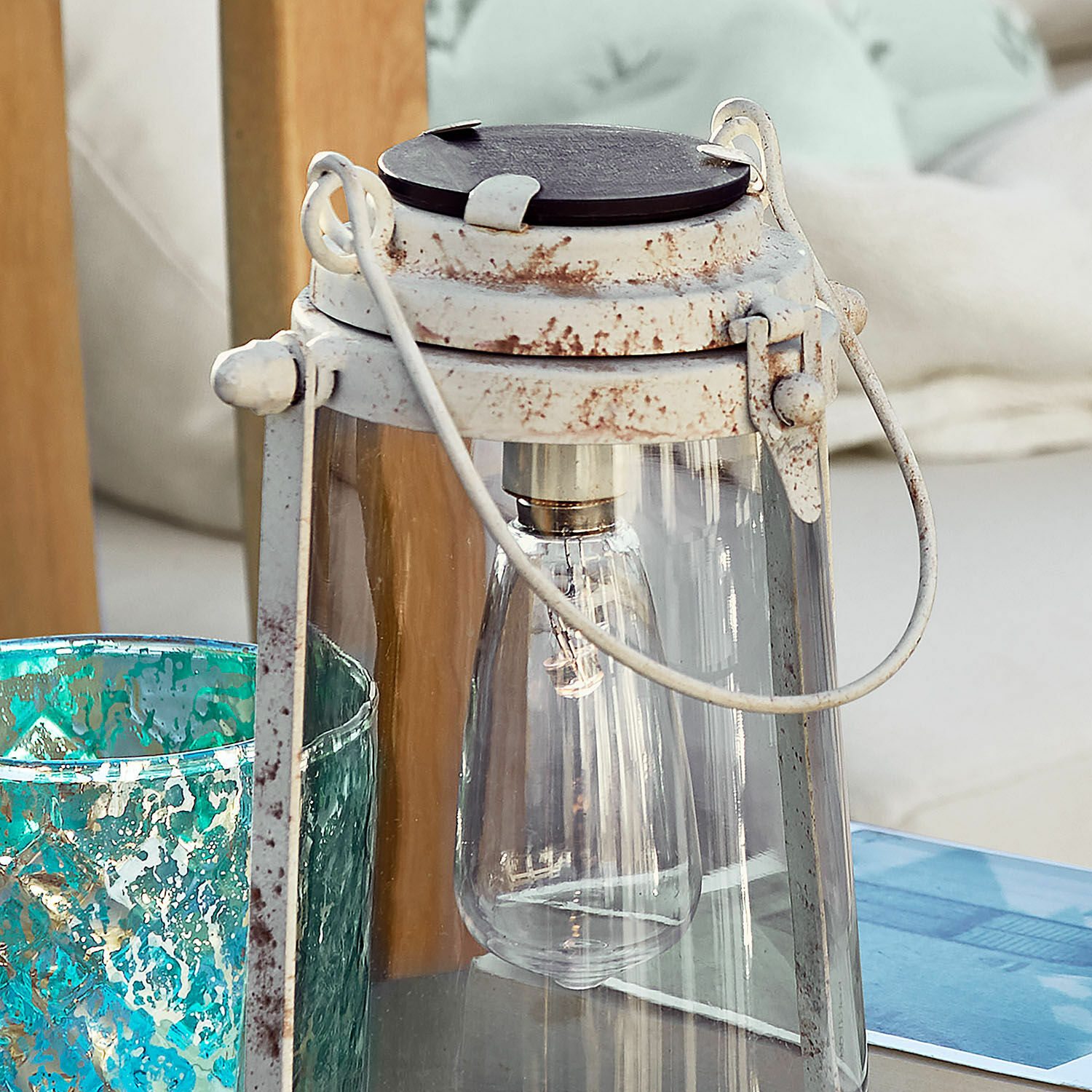 Lantaarn op zonne-energie Chénens