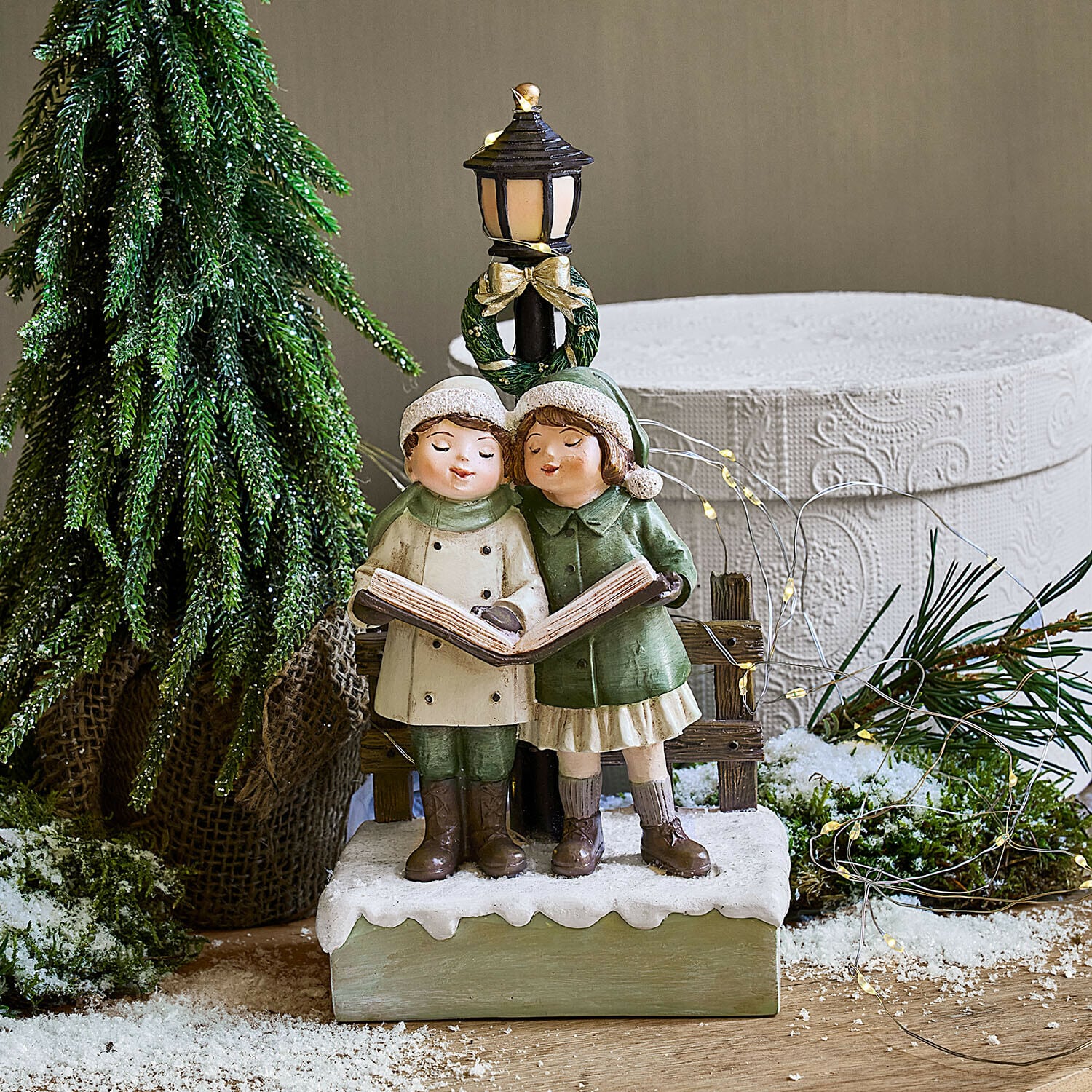Decoratieve kindjes met ledlantaarn Jerries