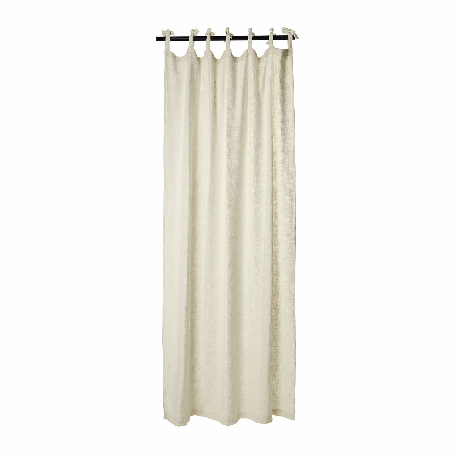 Gordijn Maddison Beige gordijn van natuurlijke stof met gebonden lussen, decoratief en functioneel voor binnen