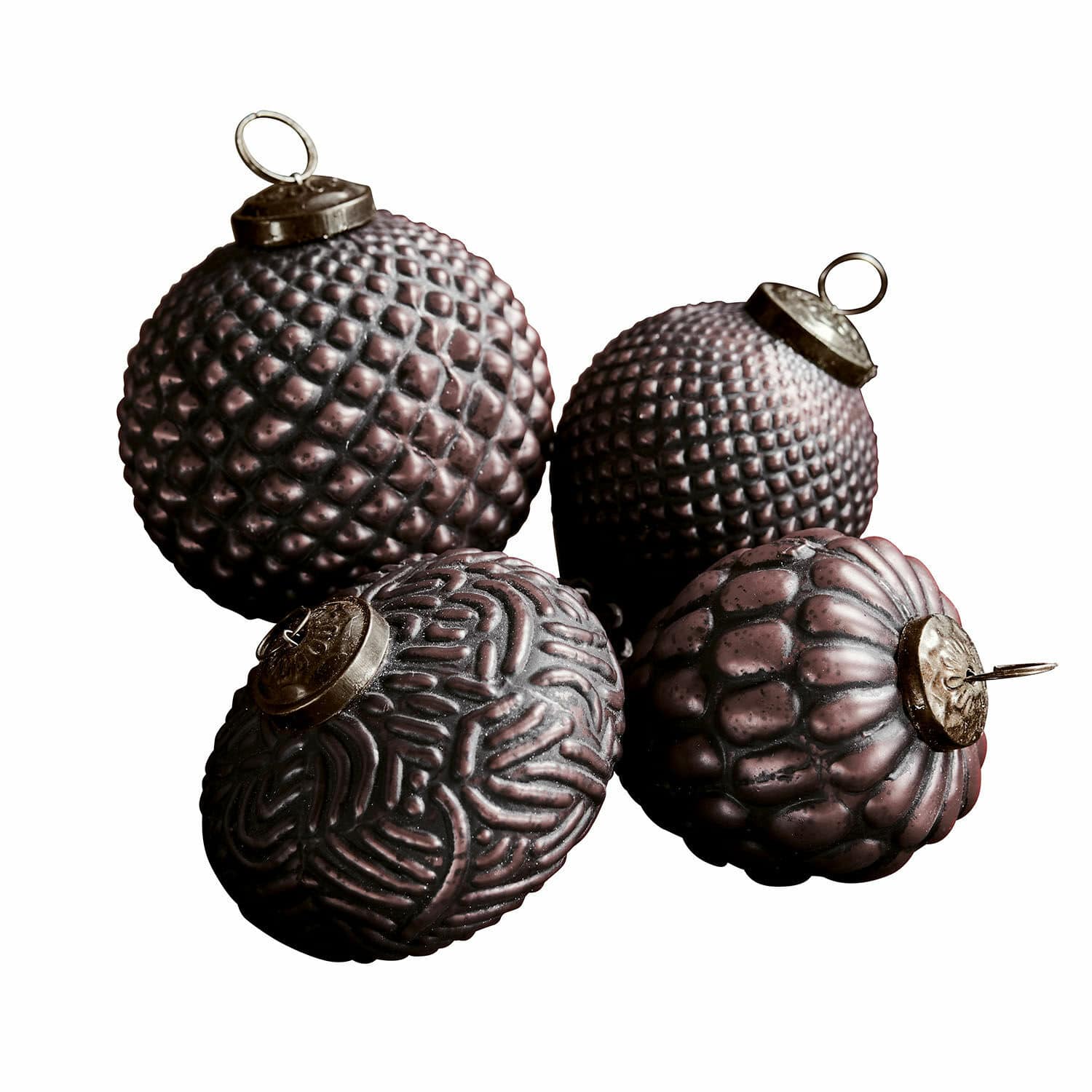 Set van 4 paarse kerstballen met textuur, metalen en glazen kerstboomversiering