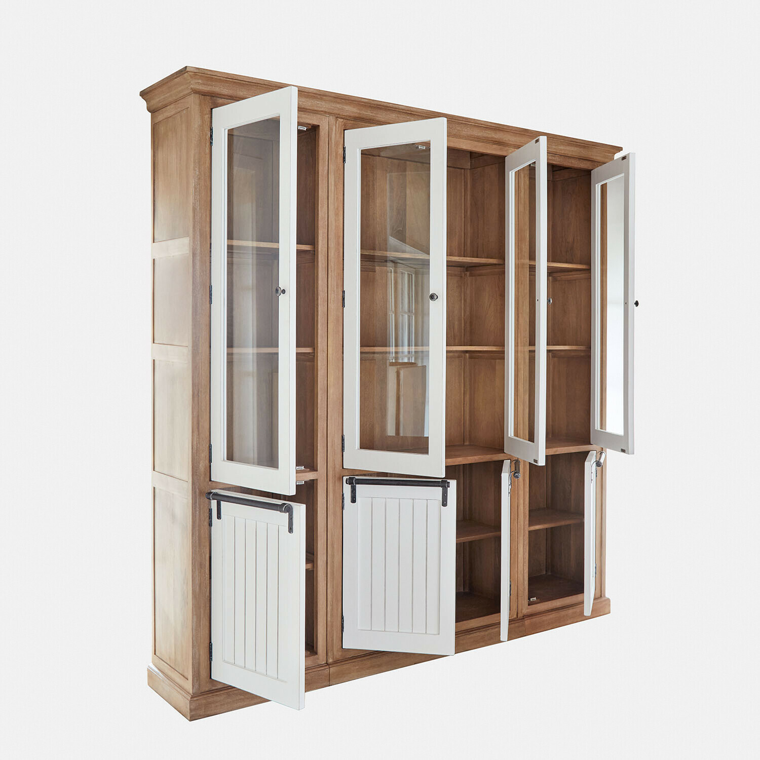 Kast Isaverny