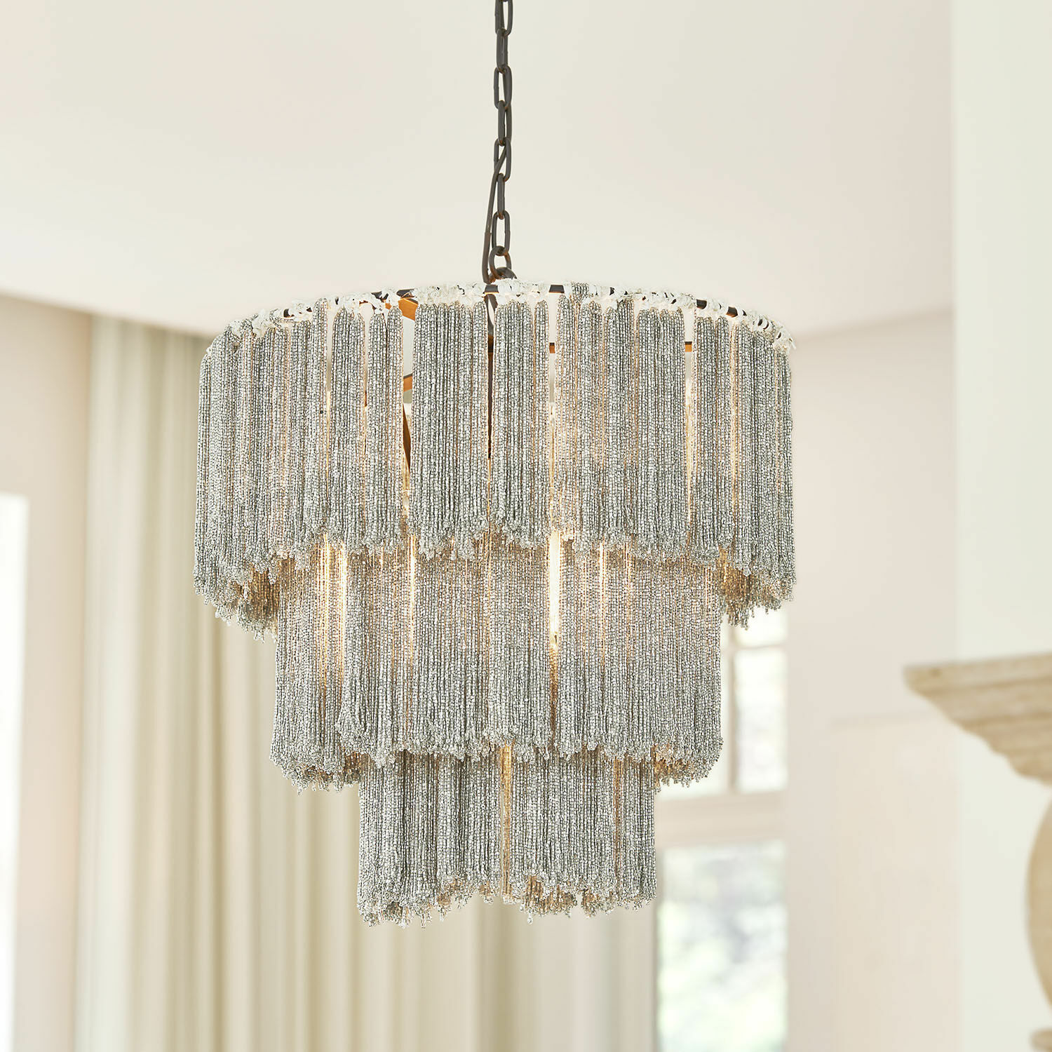Kroonluchter Ivry-la-Rivière Hanglamp met zilveren metalen franjes in vintage stijl voor woonkamerdecoratie