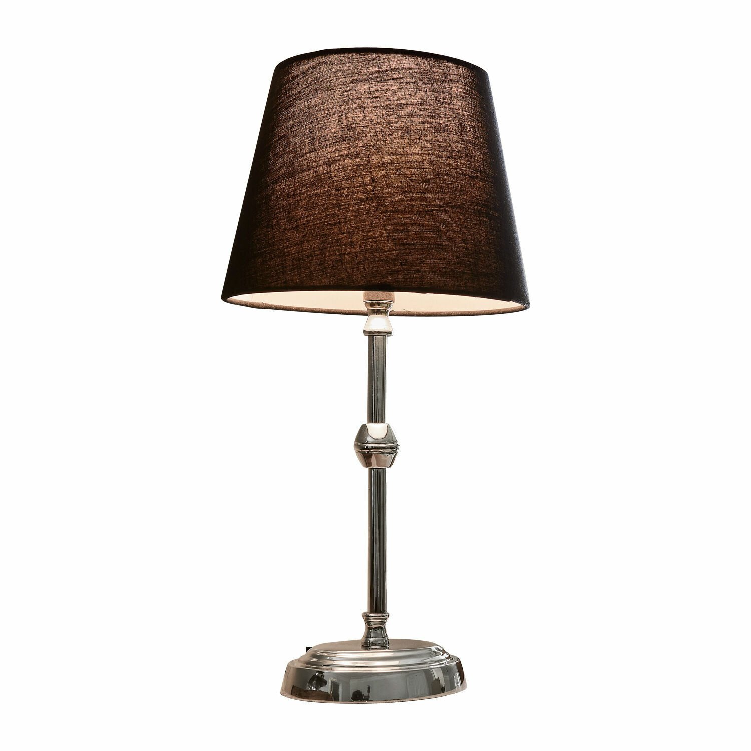 Elegante tafellamp met metalen voet en zwarte kap, perfect voor woonkamer en kantoor