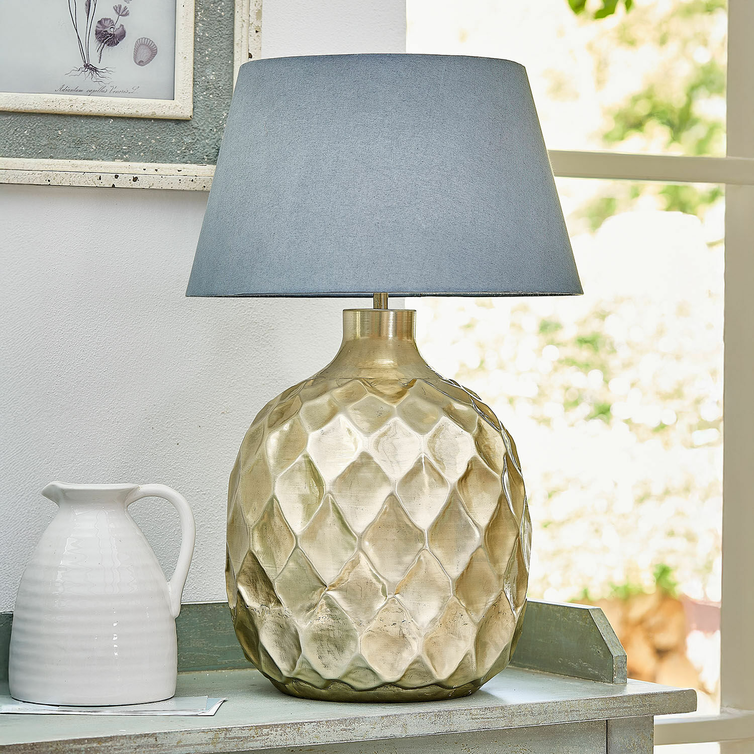 Tafellamp Maricot Tafellamp van messing met blauwe kap, decoratieve woonkamerlamp