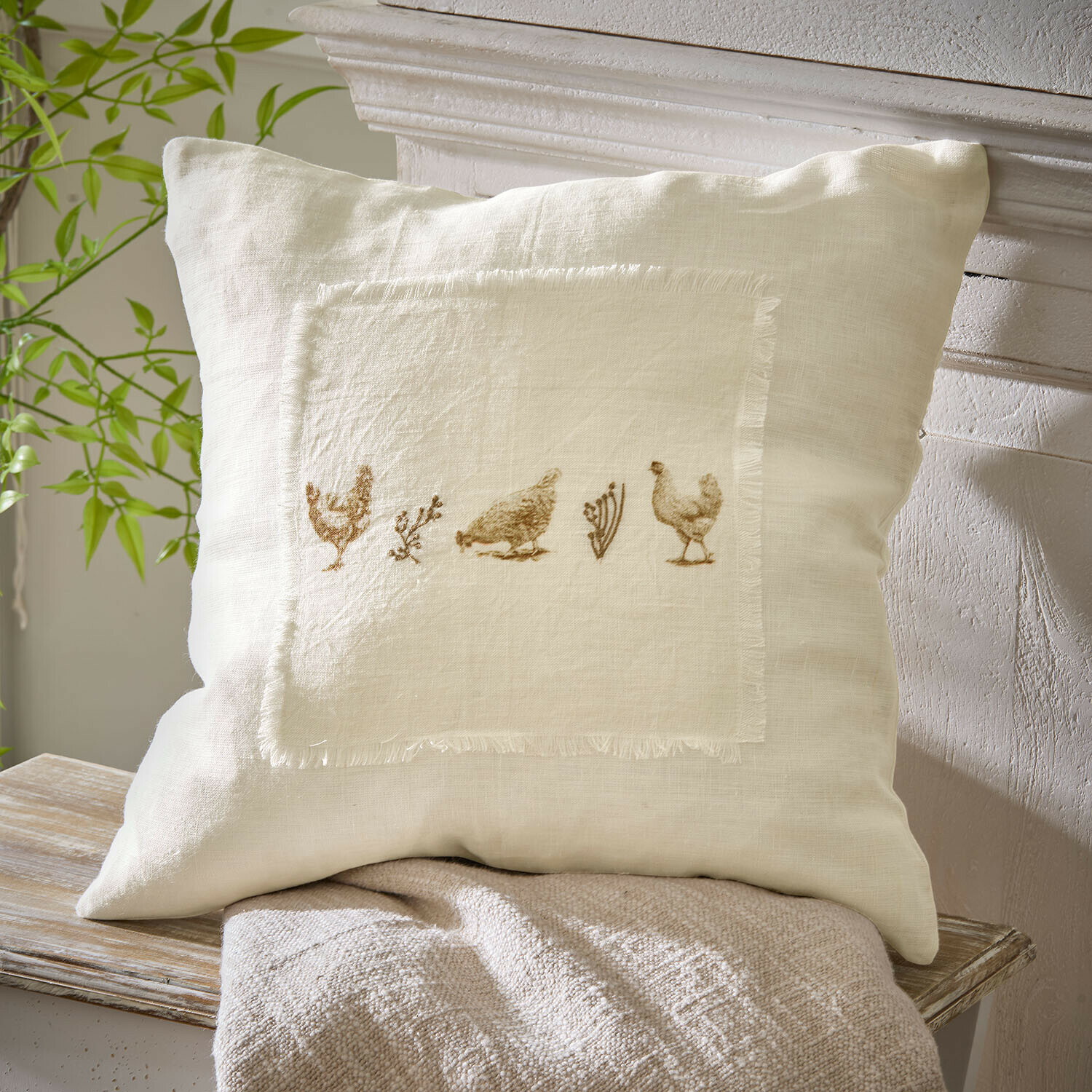 Beige linnen kussen met opdruk van kippen en planten, decoratief kussen voor woonkamer of slaapkamer