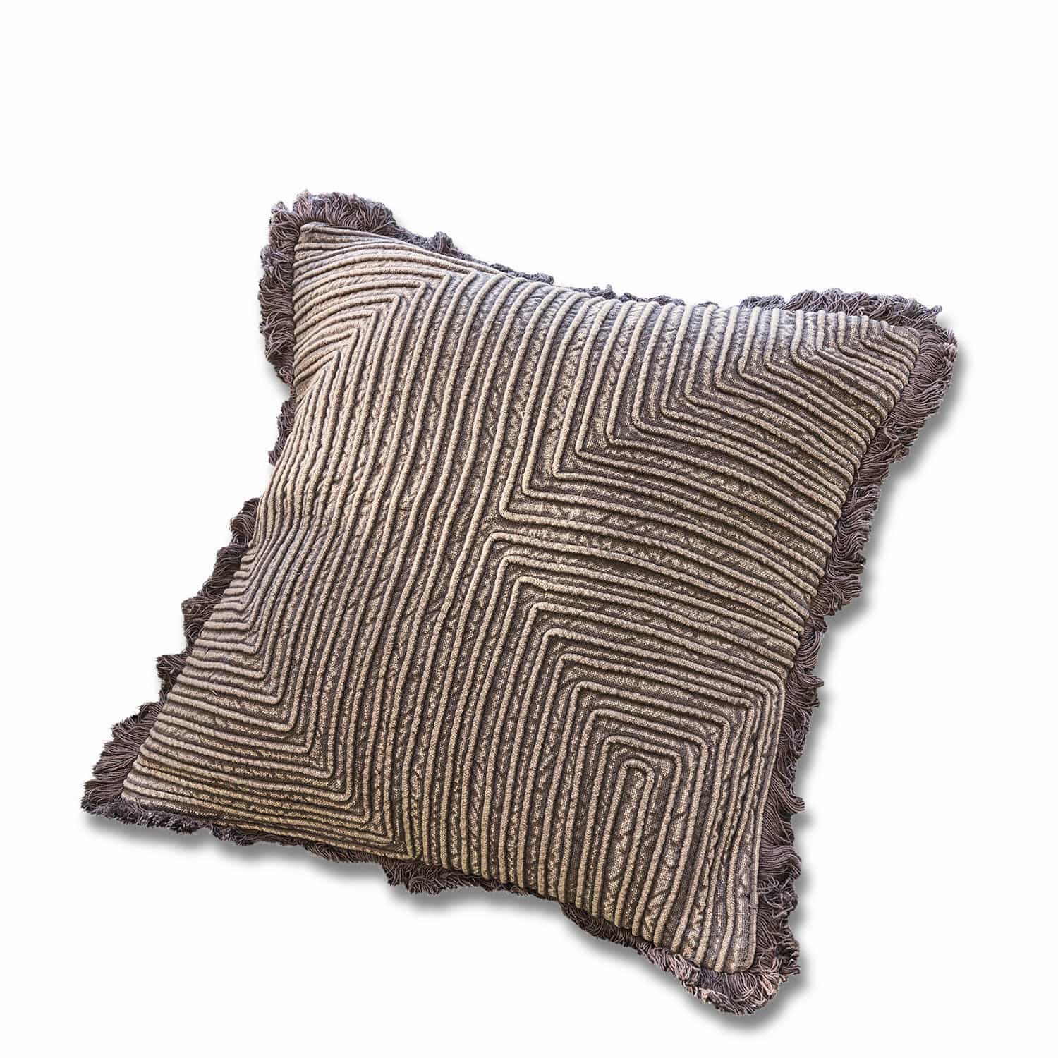 Decoratief kussen in grijstinten met geometrisch patroon en franjes van microvezel