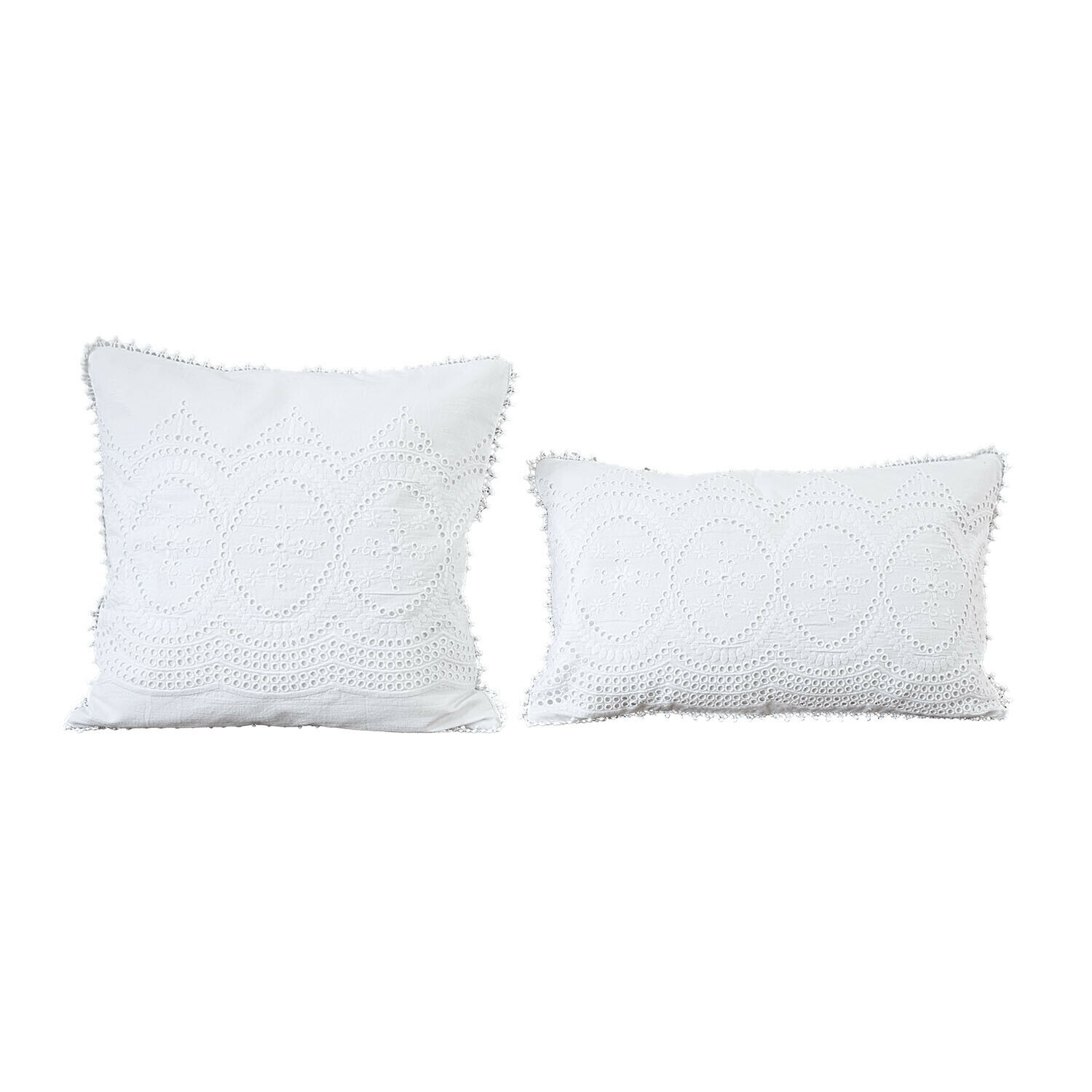 Kussenhoes set van 2 Olyane Set van twee witte kussens met geborduurd patroon en decoratieve franjes, stijlvolle woontextiel