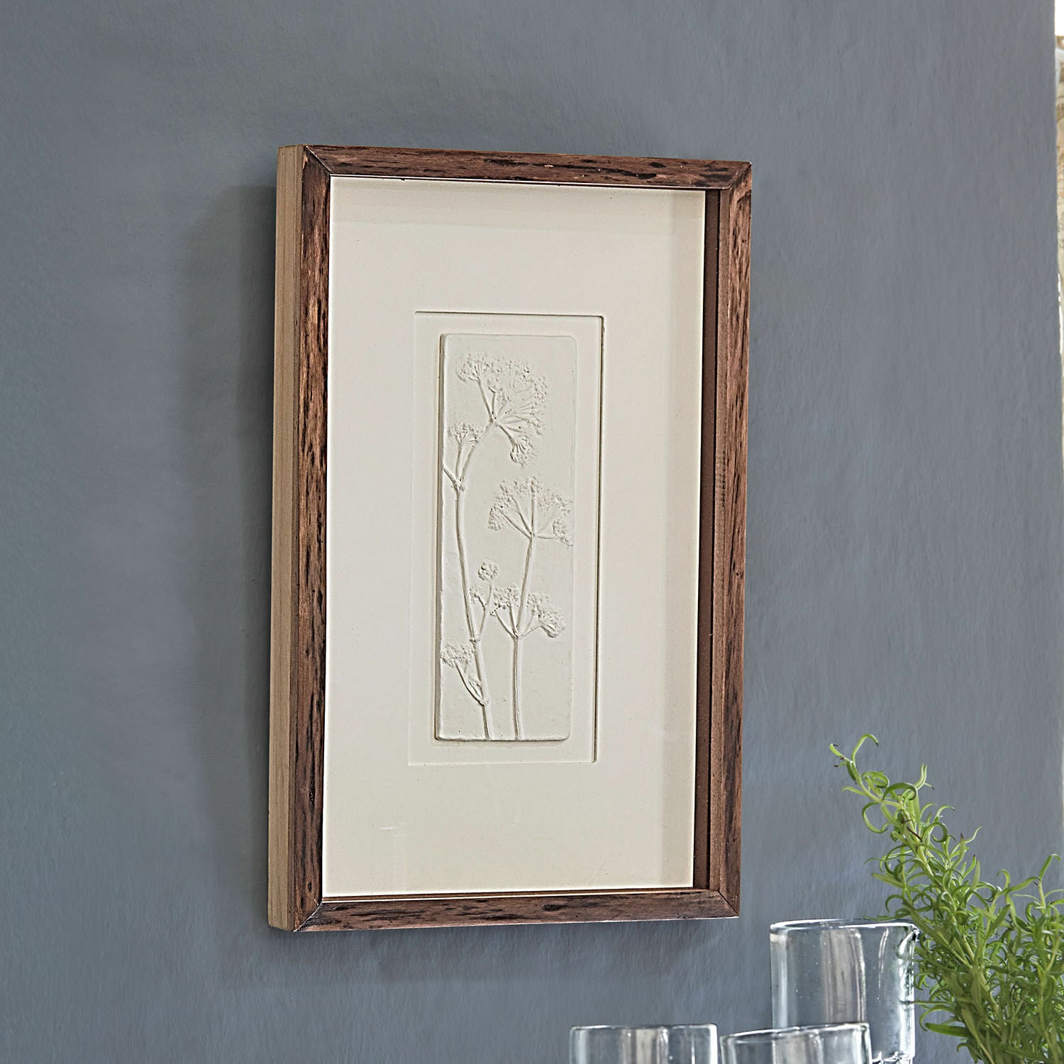 Schilderij Grelita Wanddecoratie met plantenreliëf in houten lijst, natuurlijke woondecoratie voor woonkamer