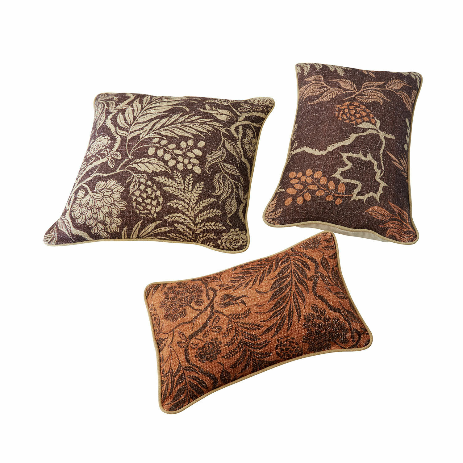 Set van drie decoratieve kussens met bladmotief in bruine en oranje tinten voor woonkamer