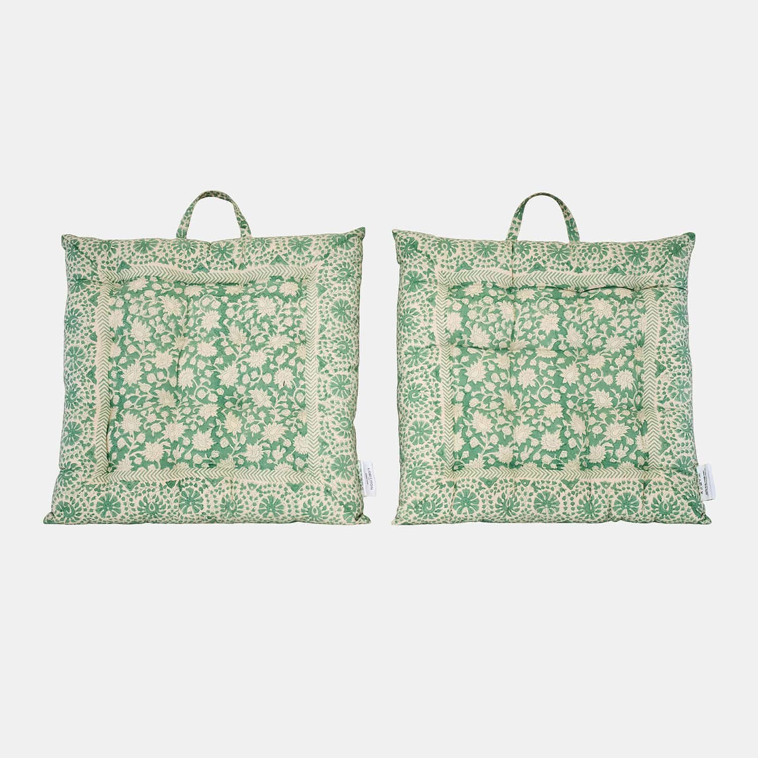 Stoelkussen set van 2 Fleuronnes Set van twee groene katoenen kussens met bloemenpatroon en ophanglus