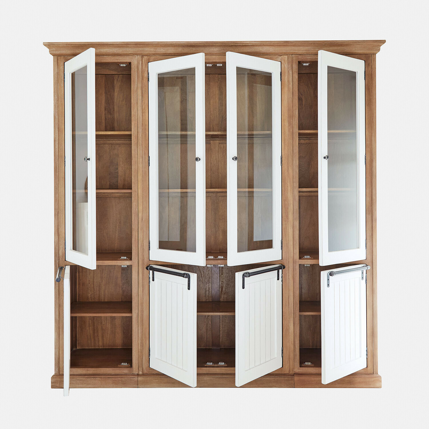 Kast Isaverny
