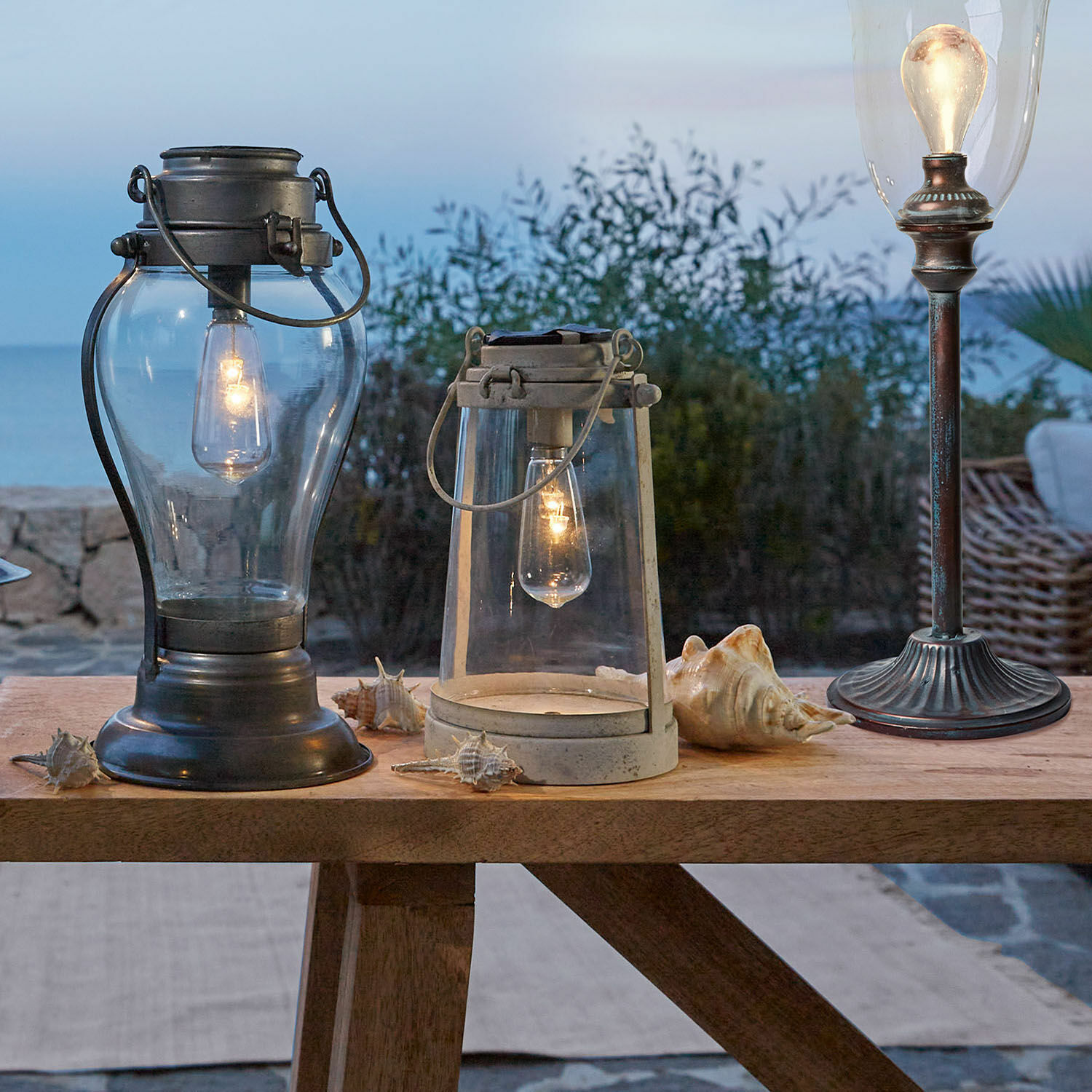 Lantaarn op zonne-energie Chénens