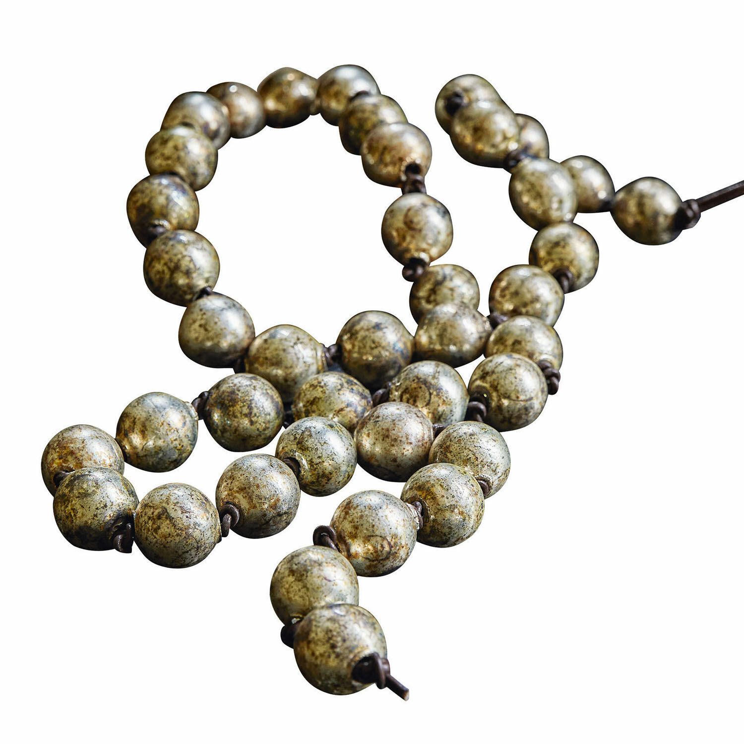 Guirlande Malou Ketting met grote keramische kralen in groenbruine tinten, boho sieradenaccessoire