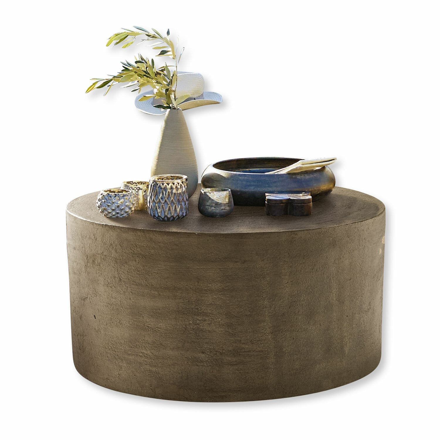 Salontafel Lexy Ronde salontafel van grijs beton met decoratieve keramische vazen en vaas met groene takken