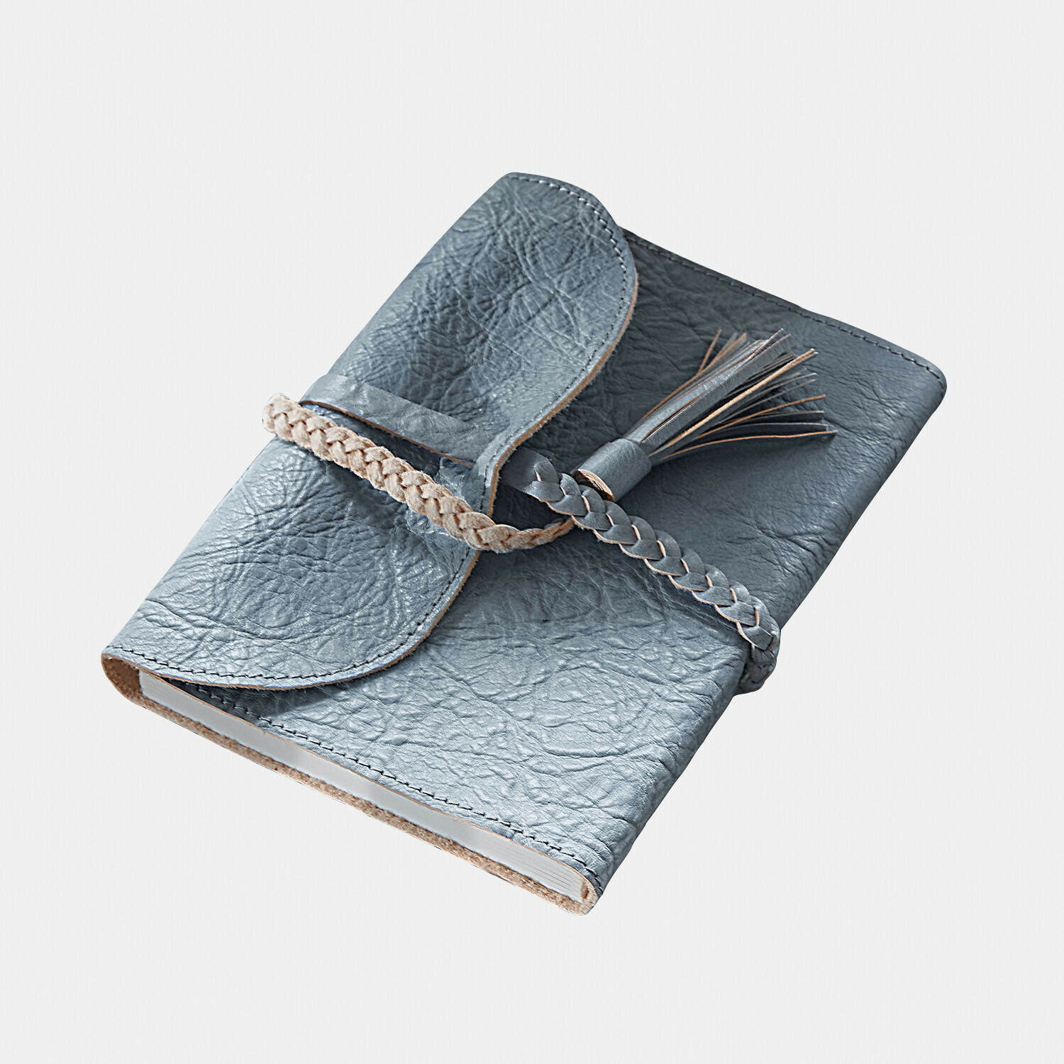 Notitieboekje Larkwin Grijs notitieboek van zacht leer met gevlochten riem en kwastje, elegant schrijfboek