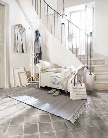 Franse prints en meubelen in vintage-design