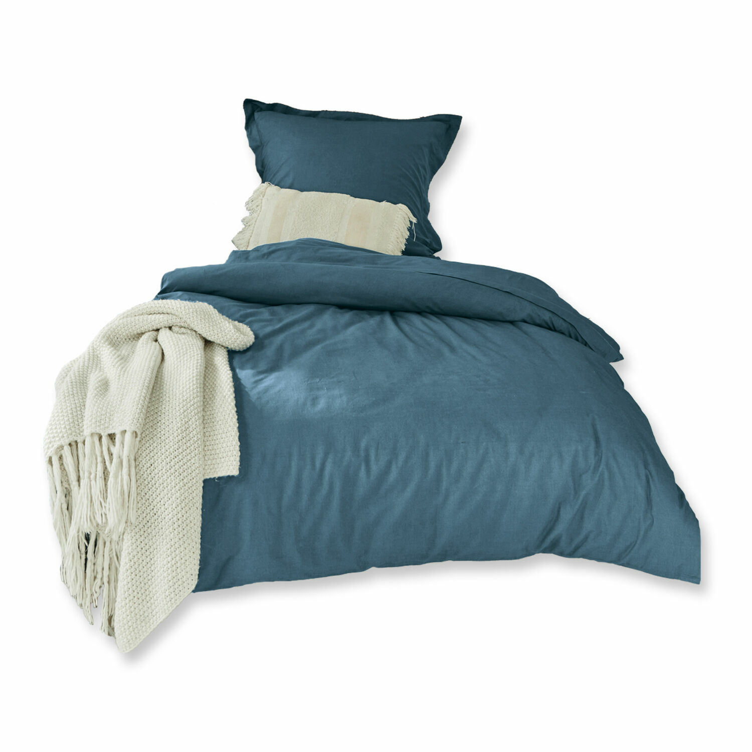 Beddengoed Grosseto blauw van zachte katoen met crème plaid en sierkussen