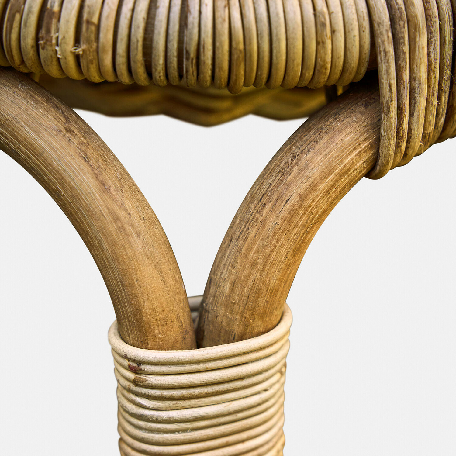 Voerbakje met houder Petivas