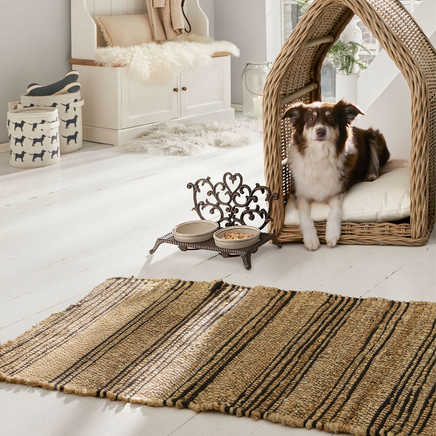 Houder voor voerbakjes Pawilo