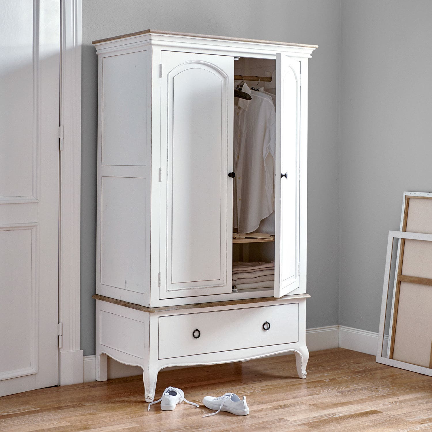 Kast Plaish