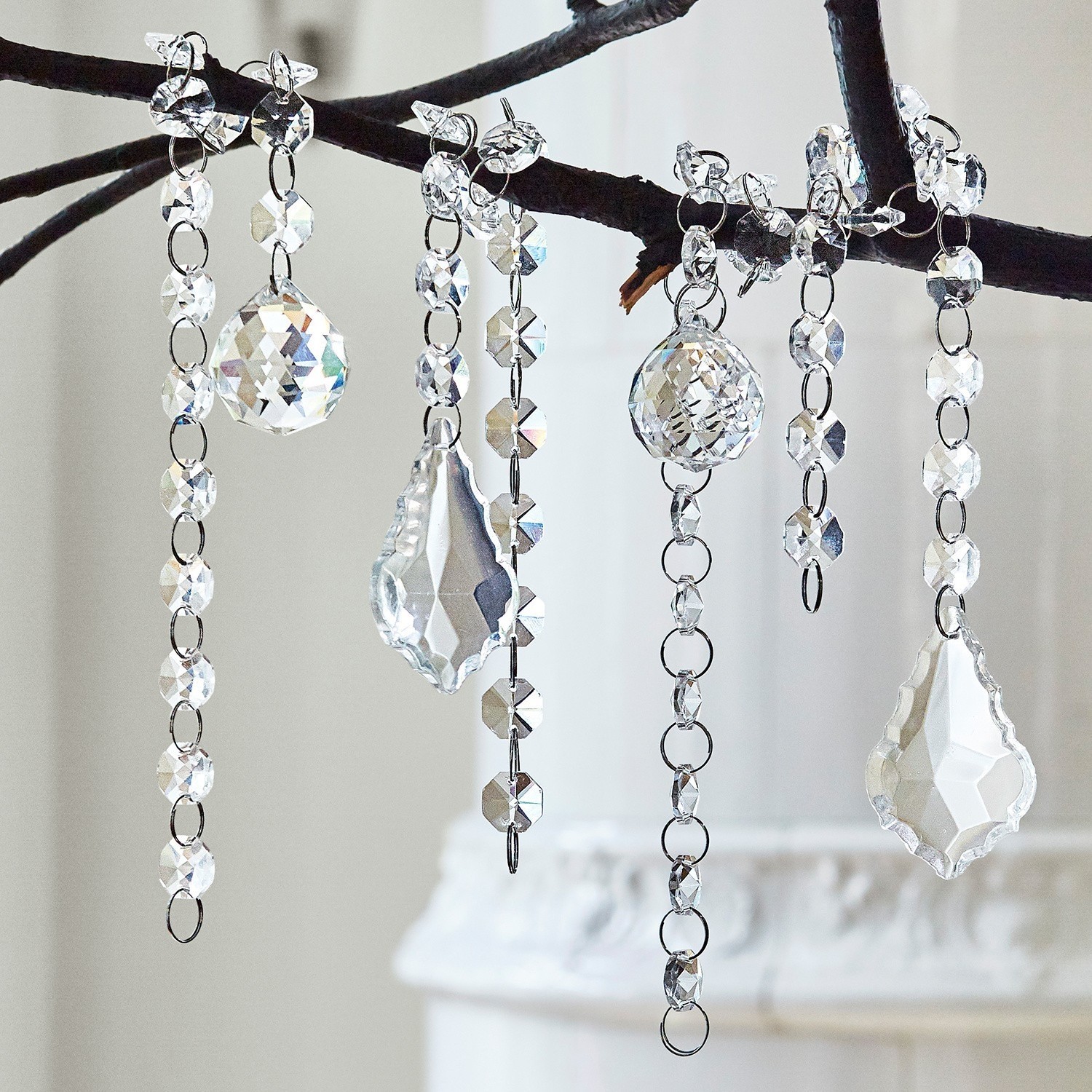 Sierhangers set van 4 Cleyrac Decoratieve transparante kristallen hangers aan zwarte tak voor interieurdecoratie