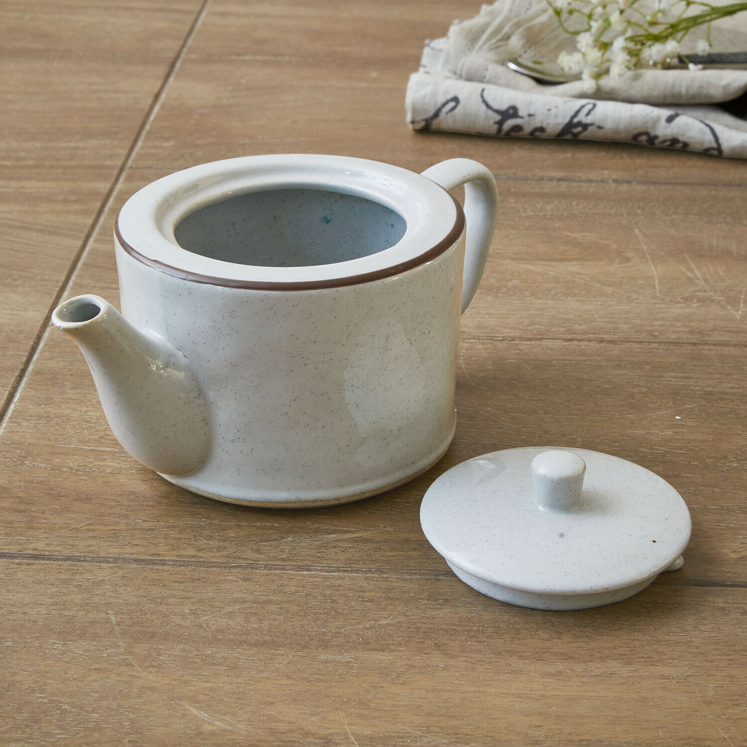 Theepot Biarré
