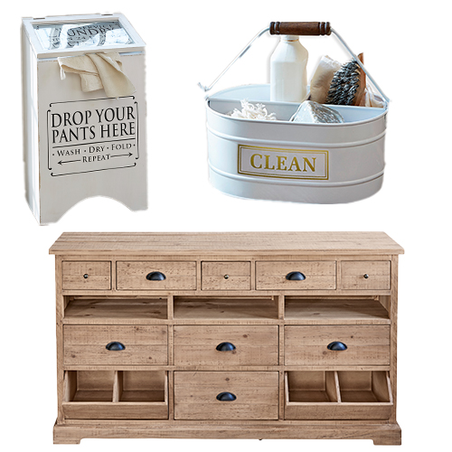 Wassetje met witte wasmand, metalen dienblad en houten ladekast met lades