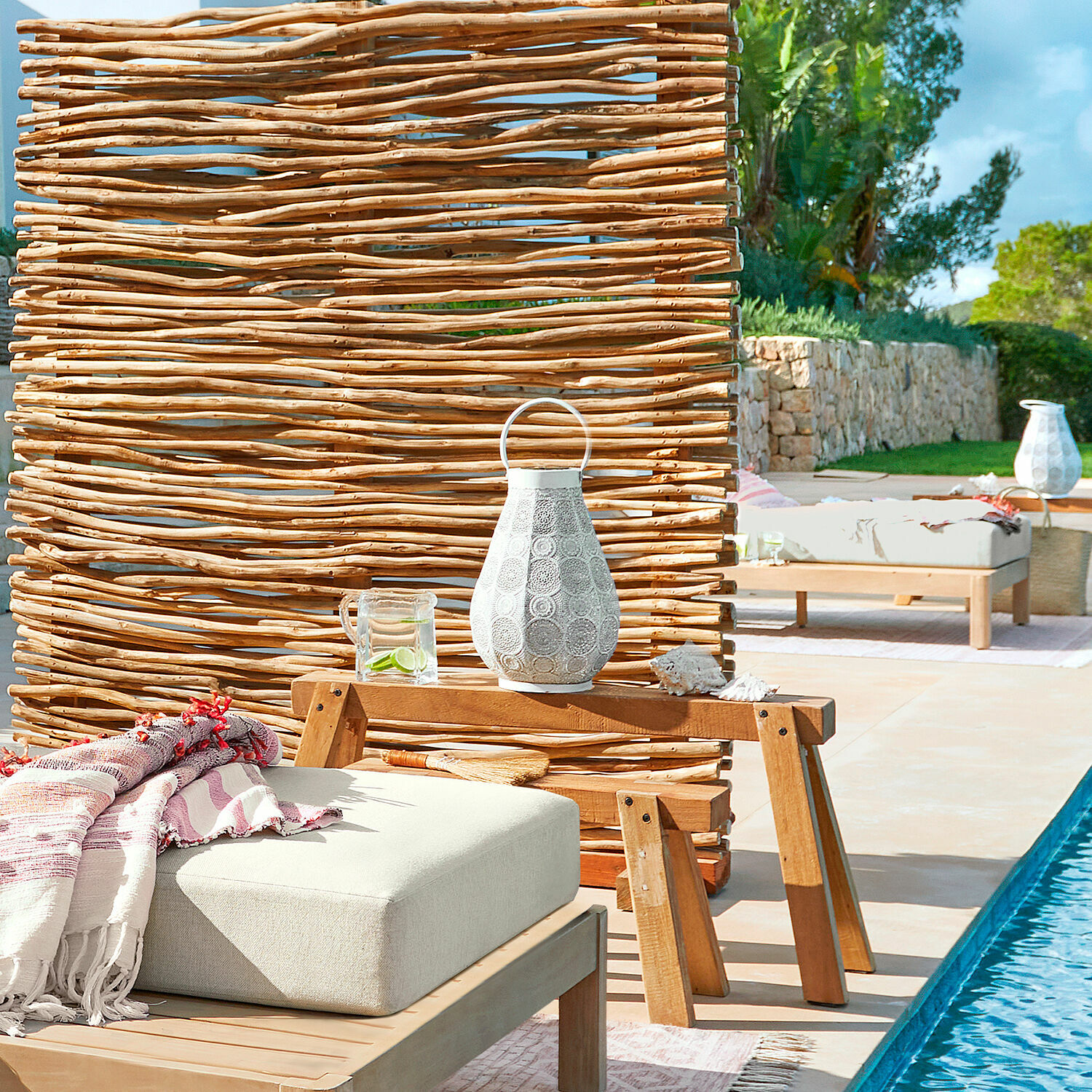 Lantaarn op zonne-energie Carouge