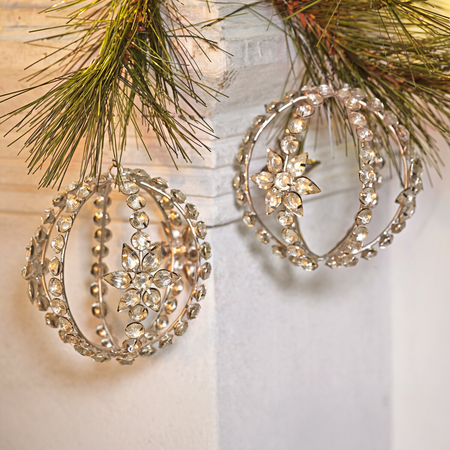 Kerstversiering set van 2 Fire Balls