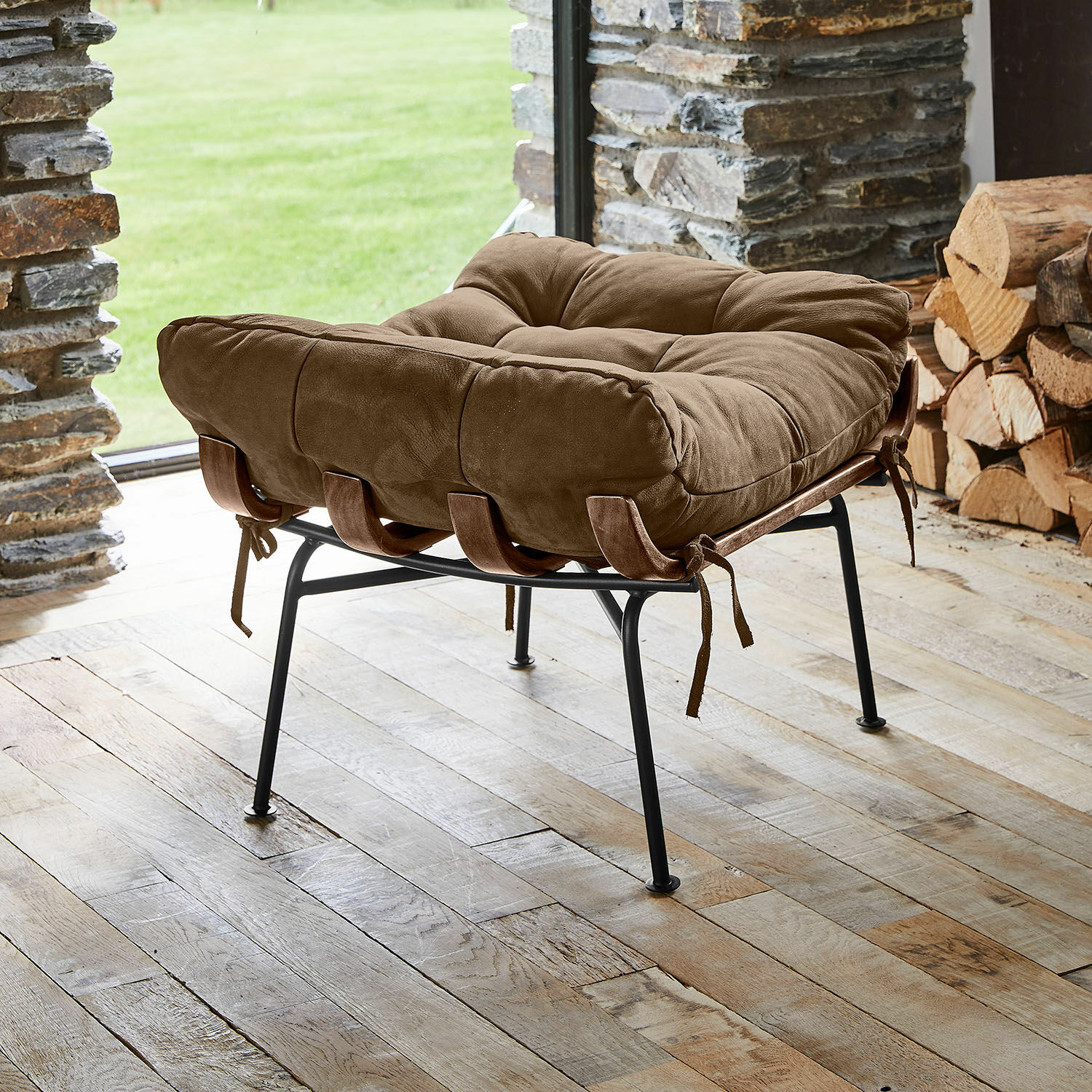 Footstool Horraine