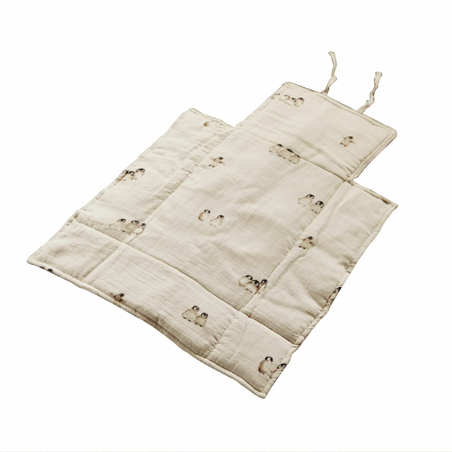 Verschoonkleed Jocienne Beige zachte katoenen kindermat met kleine pinguïnprint, praktisch en comfortabel om op te spelen