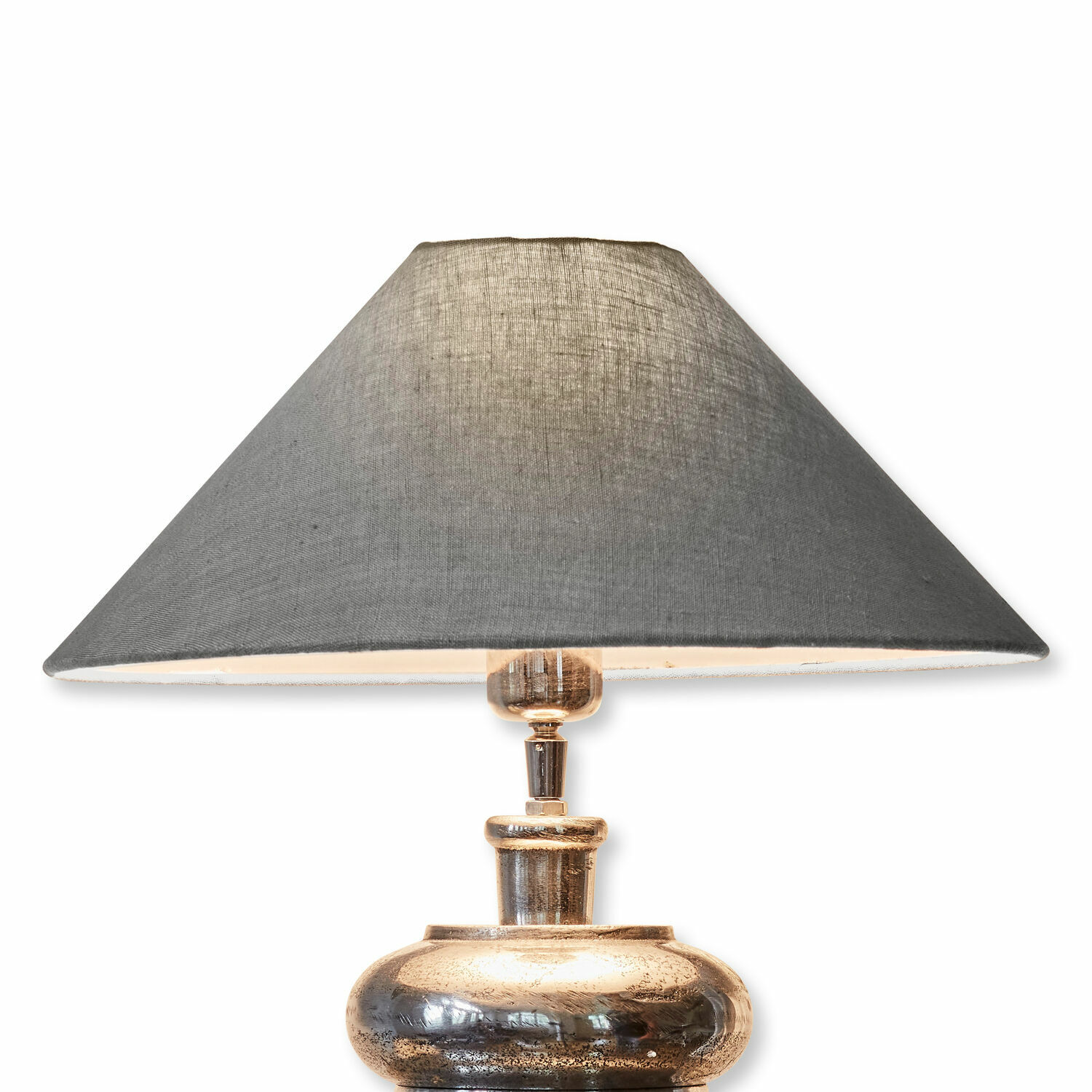 Lampenkap Emmera Tafellamp met koperen metalen voet en grijze stoffen kap, decoratieve woonkamerlamp