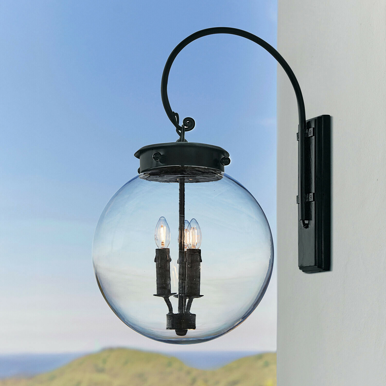 Buitenwandlamp Serenaro Zwarte metalen wandlamp met doorzichtige glazen bol en drie LED-lampen voor buitenverlichting