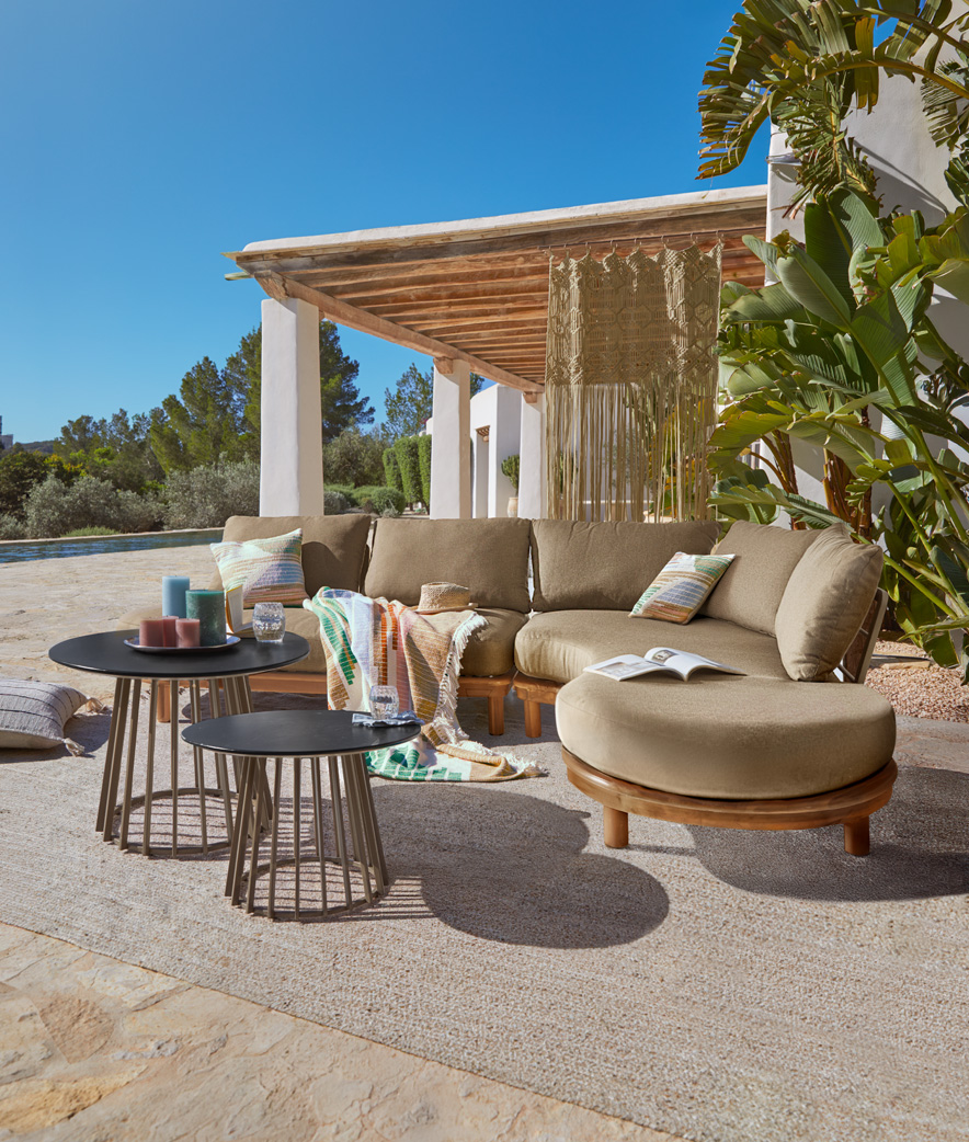 Lounge onder de blauwe hemel