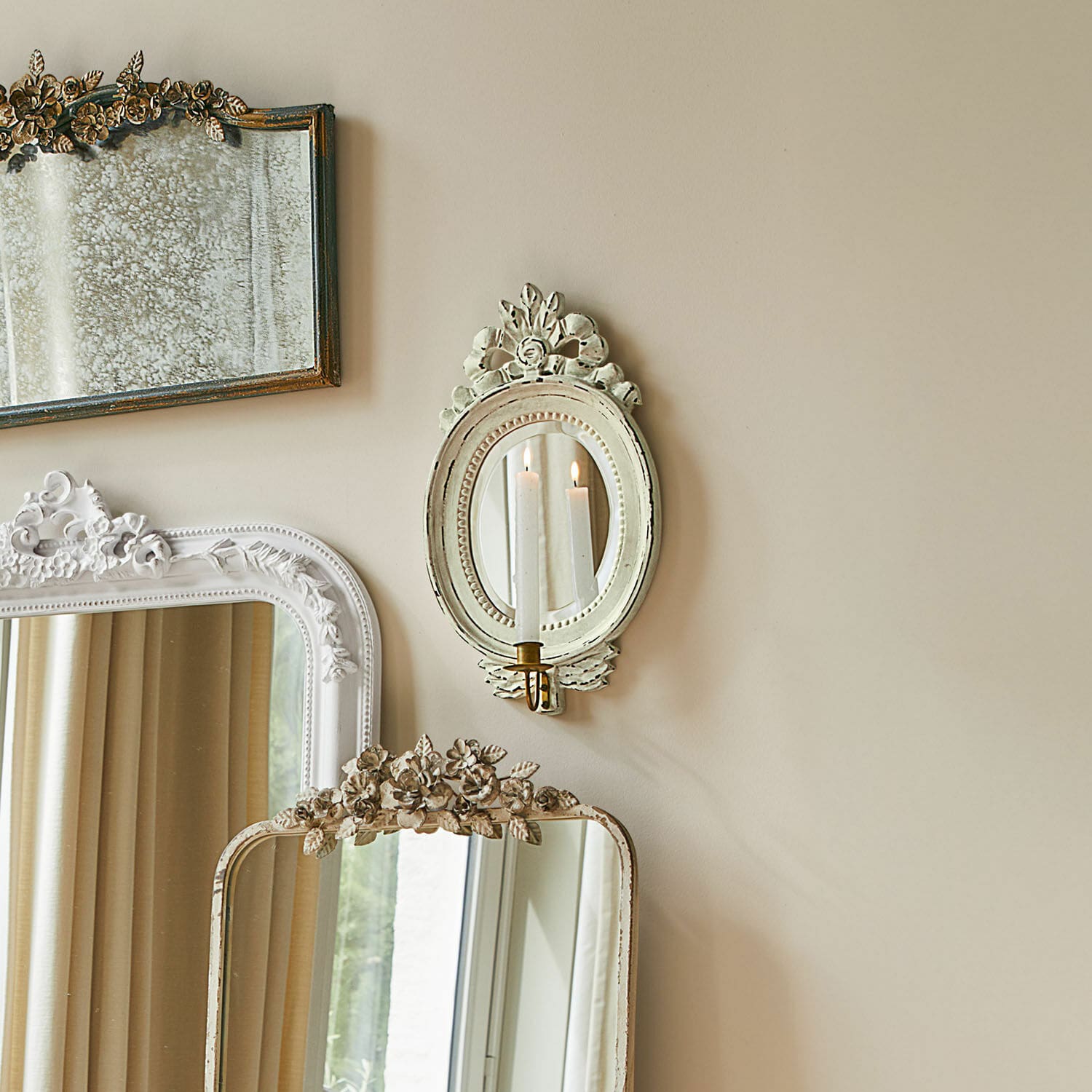 Wandkandelaar Vallombre