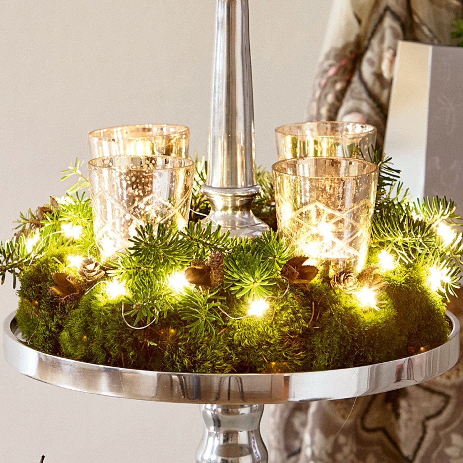 Insteekwindlicht set van 4 Clara RVS kandelaar met groene takken en LED-lichtjes voor feestelijke decoratie