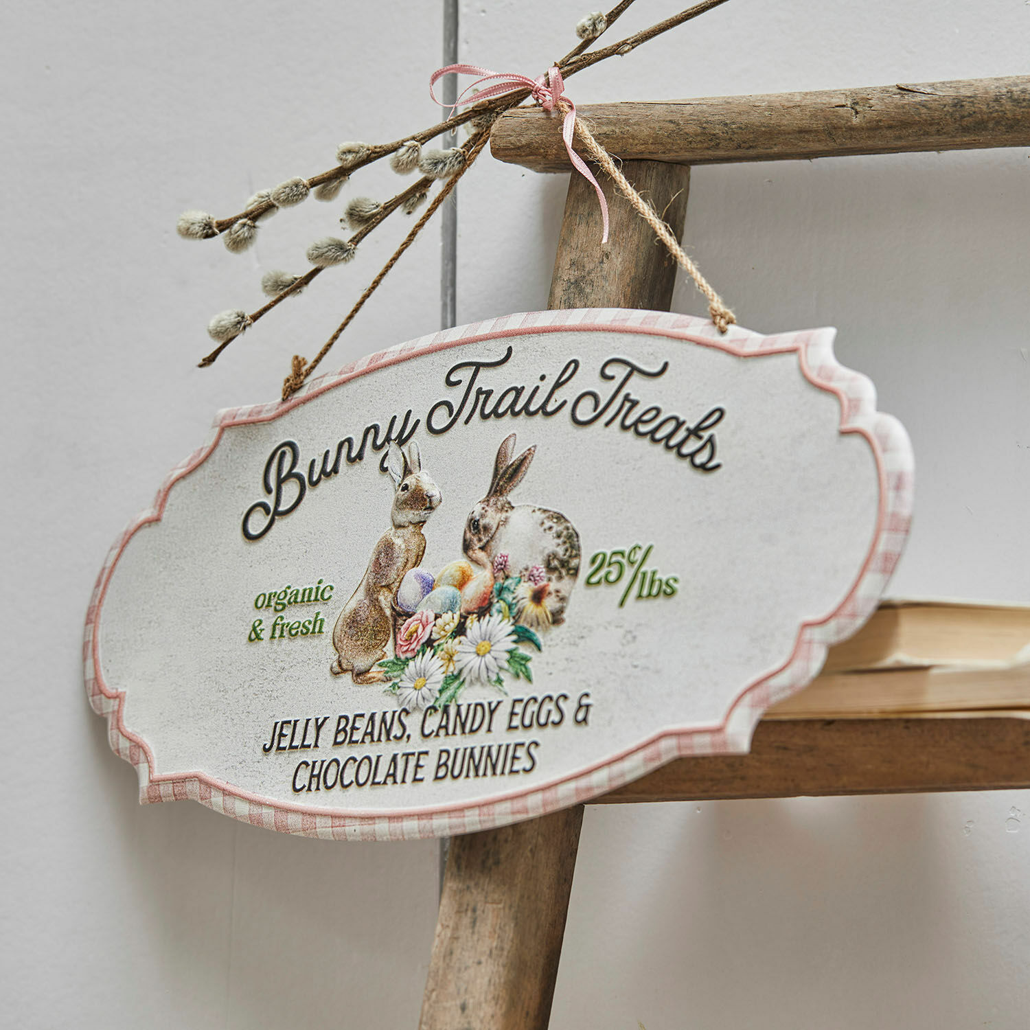 Decoboard Bunny Trail Decoratief bord Bunny Trail Treats met konijnen en paaseieren, rustieke woondecoratie