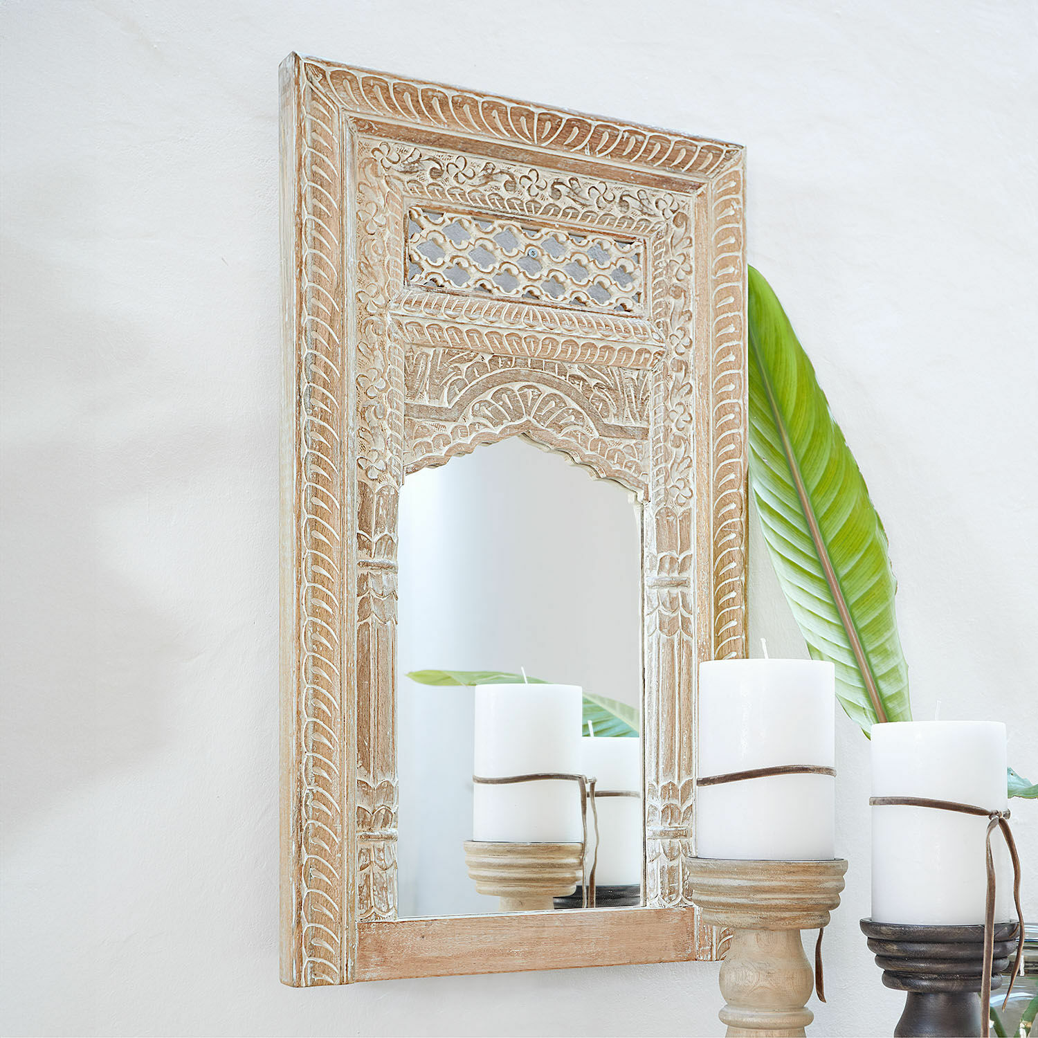 Spiegel Miette Houten spiegel met gesneden lijst in natuurlijke kleur voor wand- en interieurdecoratie